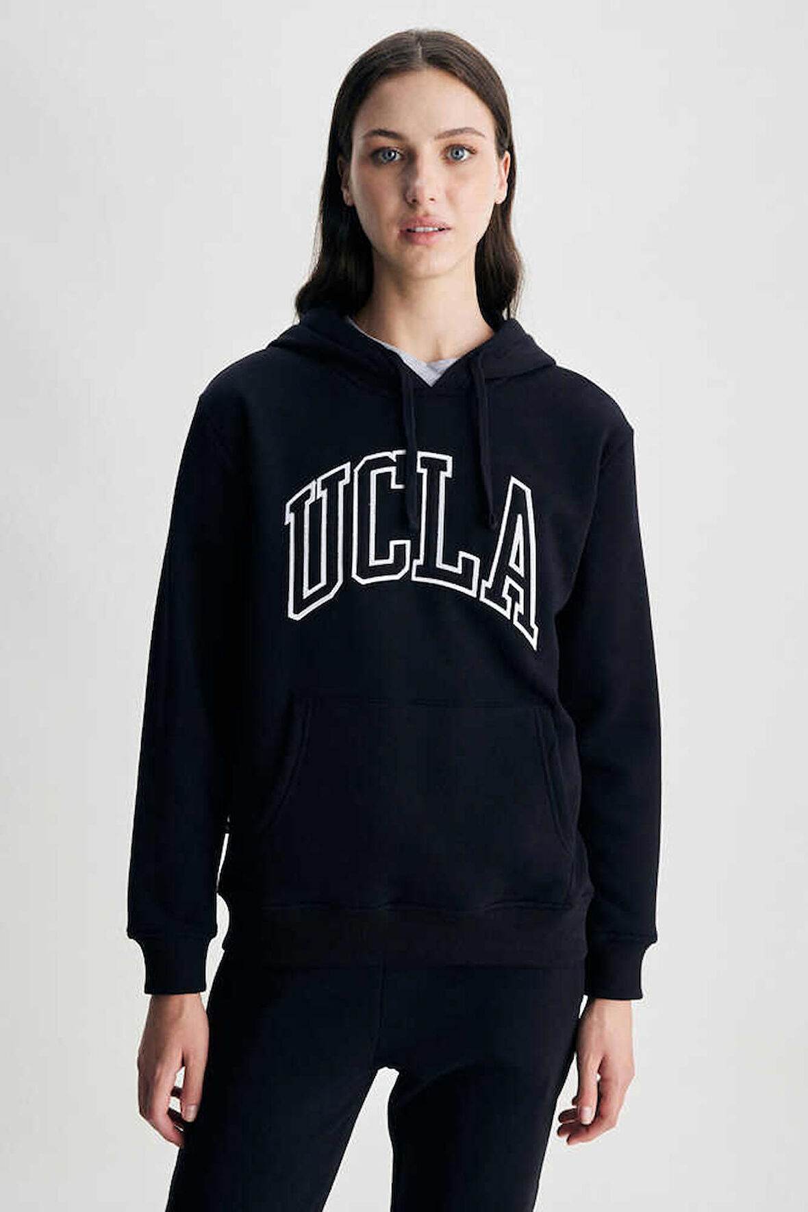 RILEY Siyah Kapüşonlu Nakışlı Standard Fit Kadın Sweatshirt