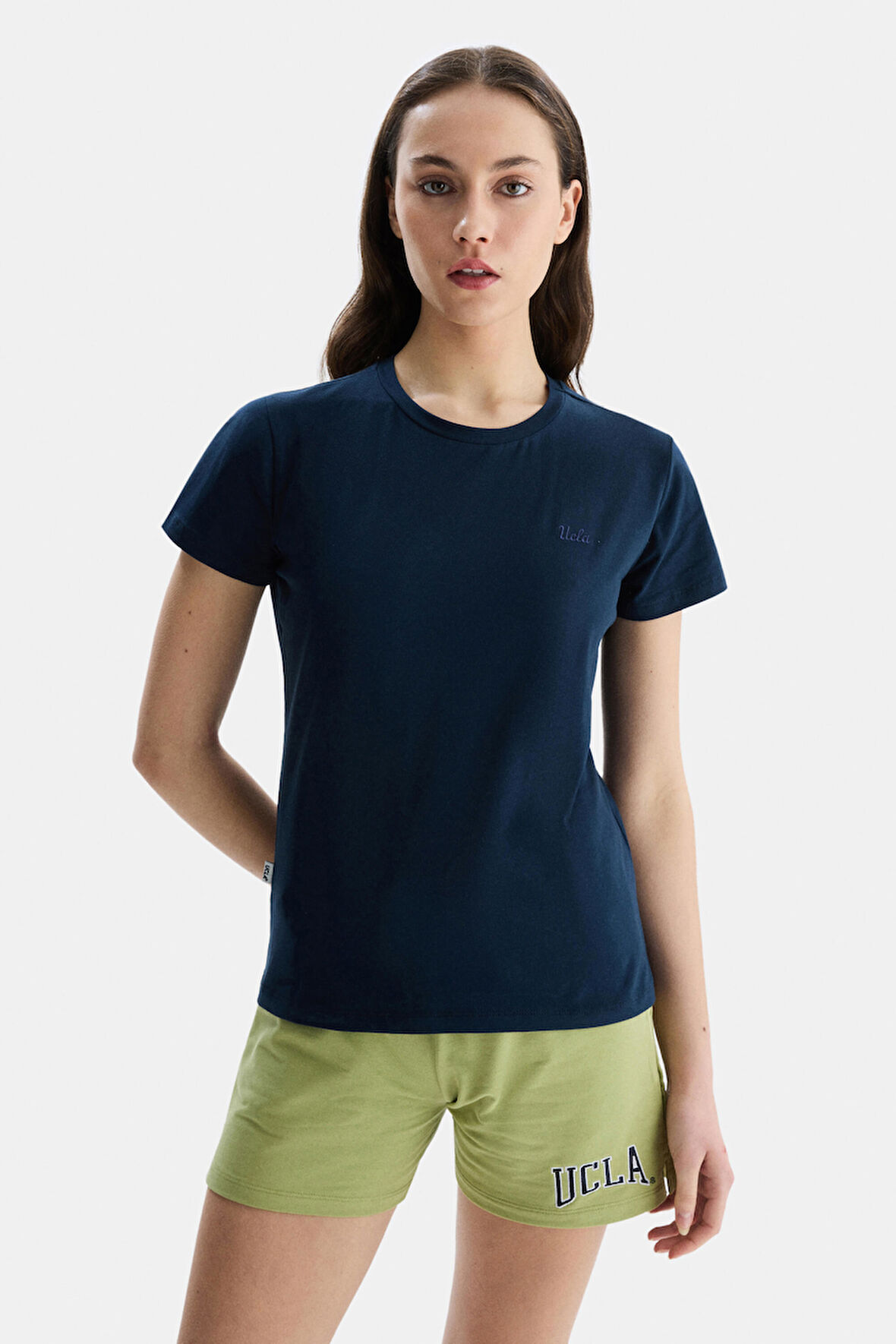 DESTINA Lacivert Bisiklet Yaka Nakışlı Kadın Tshirt