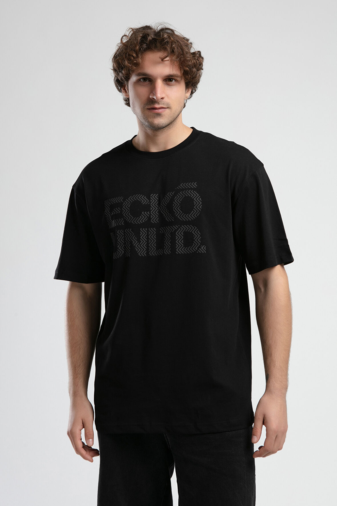 ASTORIA Siyah Bisiklet Yaka Baskılı Oversize Erkek Tshirt