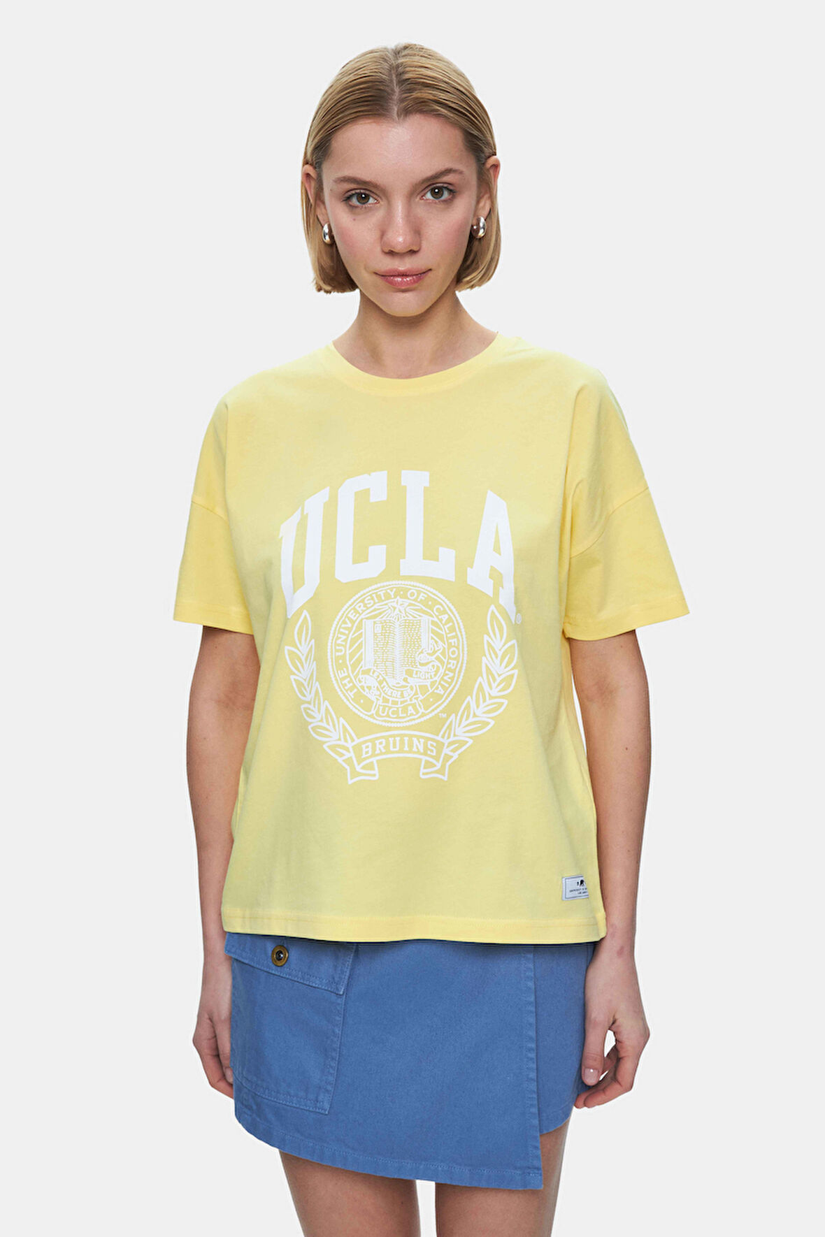 AVALON Açık Sarı Bisiklet Yaka Baskılı Oversize  Kadın Tshirt