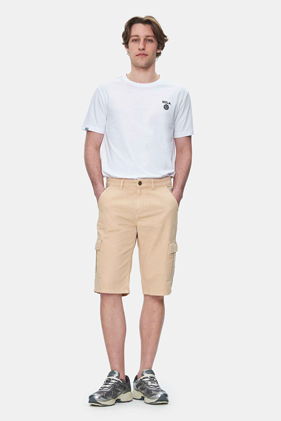 BLEWIN Camel Kargo Cepli Gabardin Nakışlı Standard Fit Erkek Şort