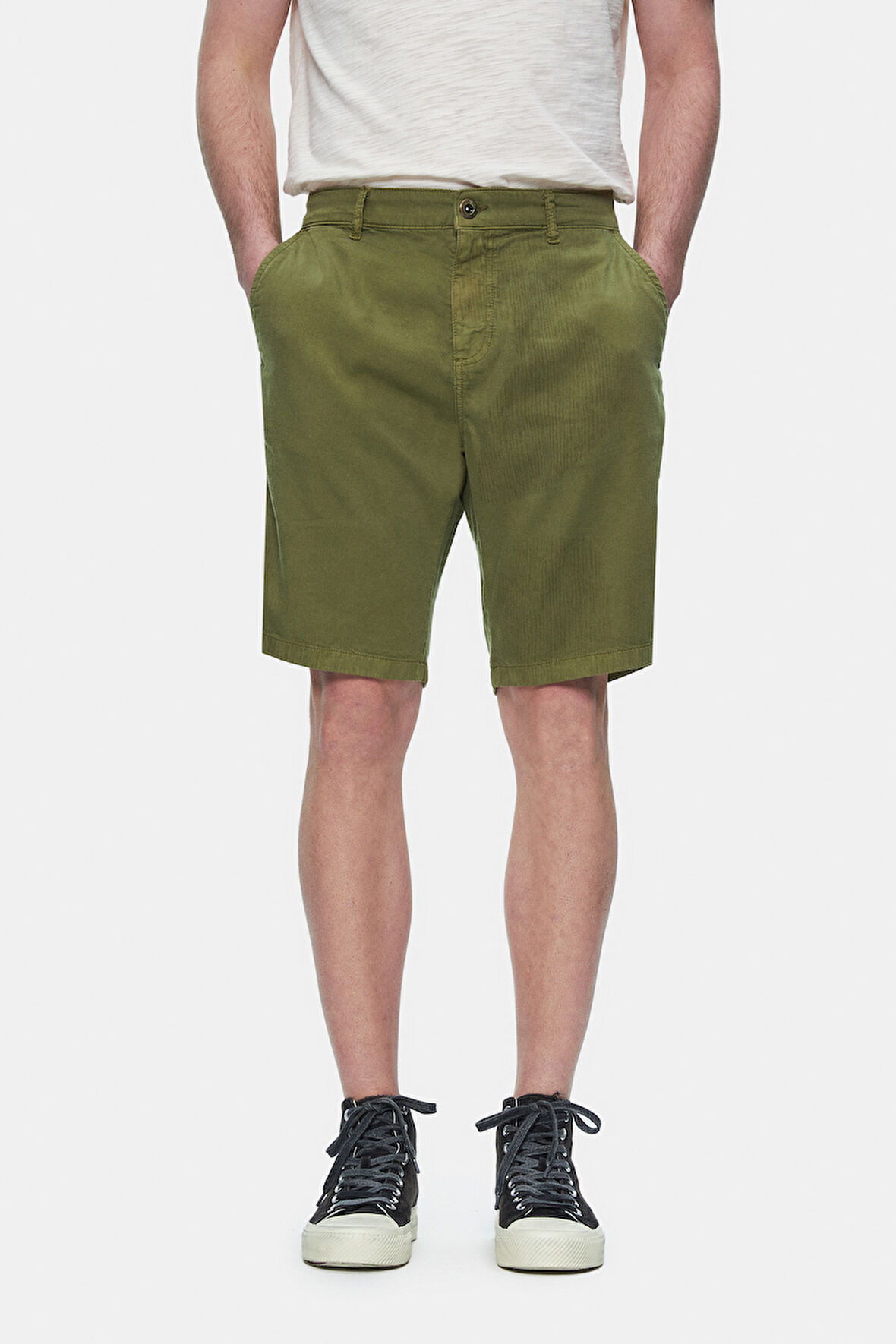 VALOR Koyu Yeşil Gabardin Nakışlı Standard Fit Erkek Şort