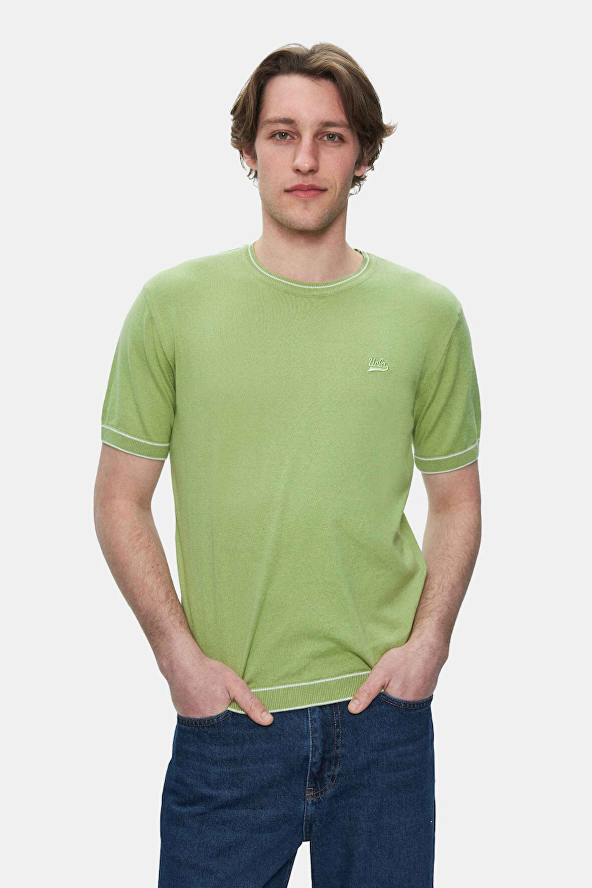 FARED Duman Yeşili Bisiklet Yaka Triko Nakışlı Standard Fit Erkek Tshirt