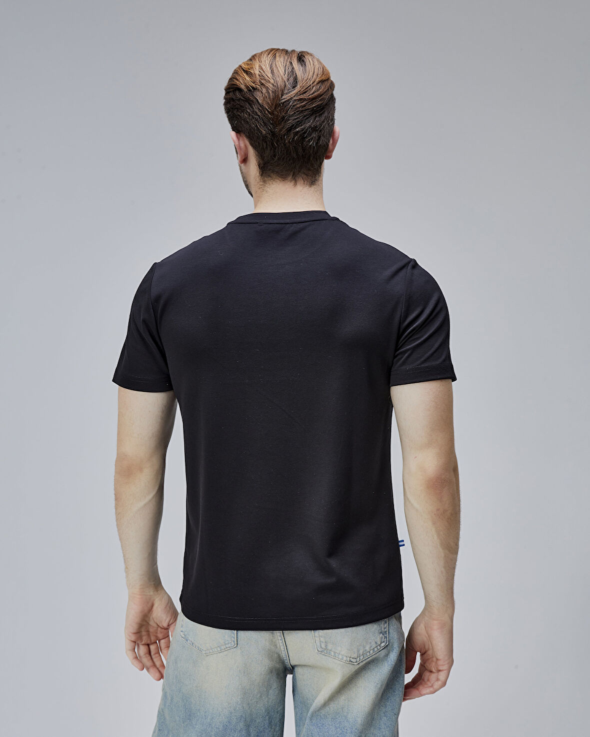 CANARY Siyah Bisiklet Yaka Gofre Baskılı Standard Fit Erkek Tshirt