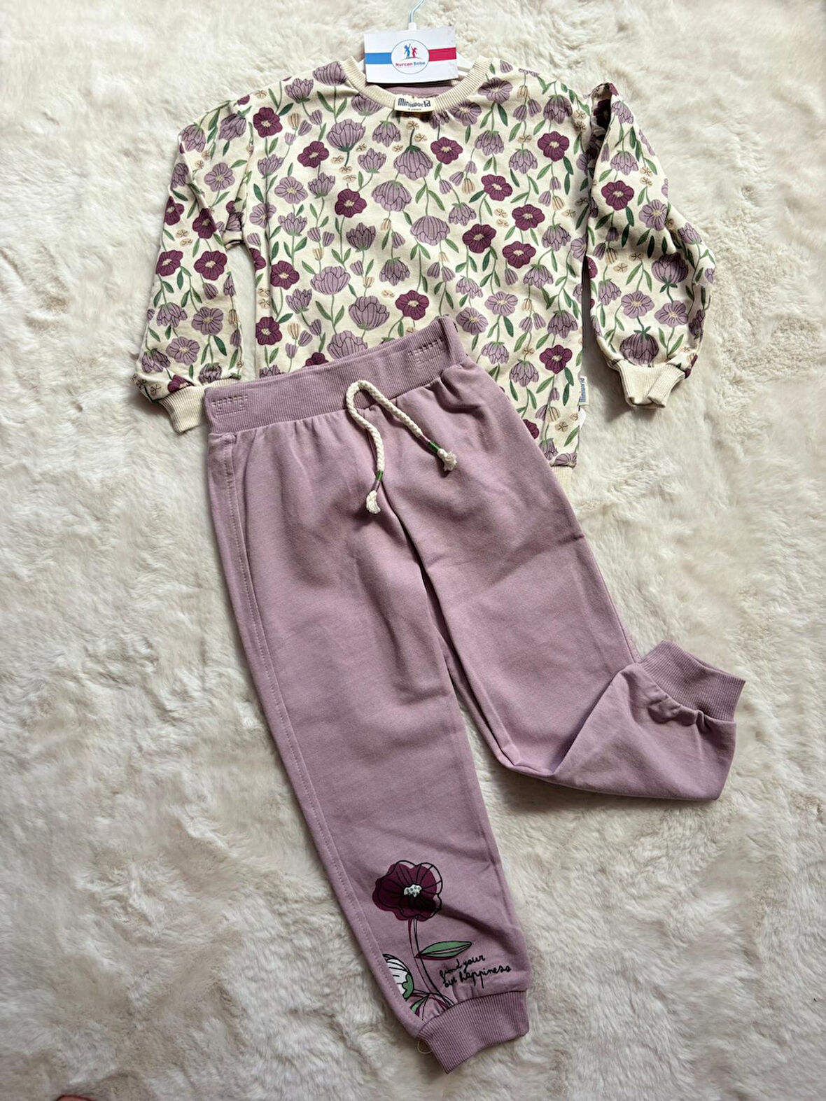 Çiçekli İkili Takım