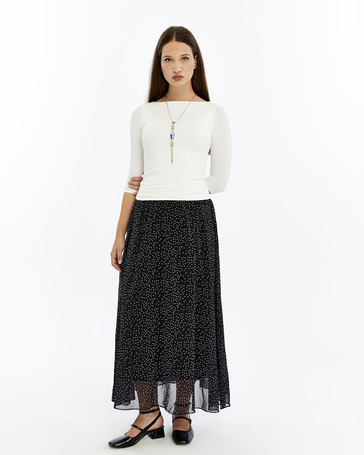 Apsen Kadın  Siyah Puantiyeli Astarlı Şifon Uzun Boy Dokuma Etek 2201-95