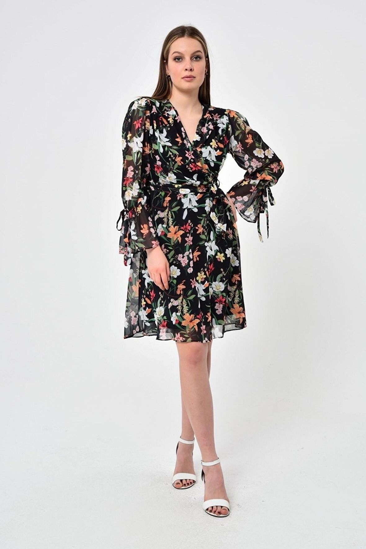 Kadın Çiçek Desenli Kruvaze Yaka Midi Şifon Elbise 4433/100