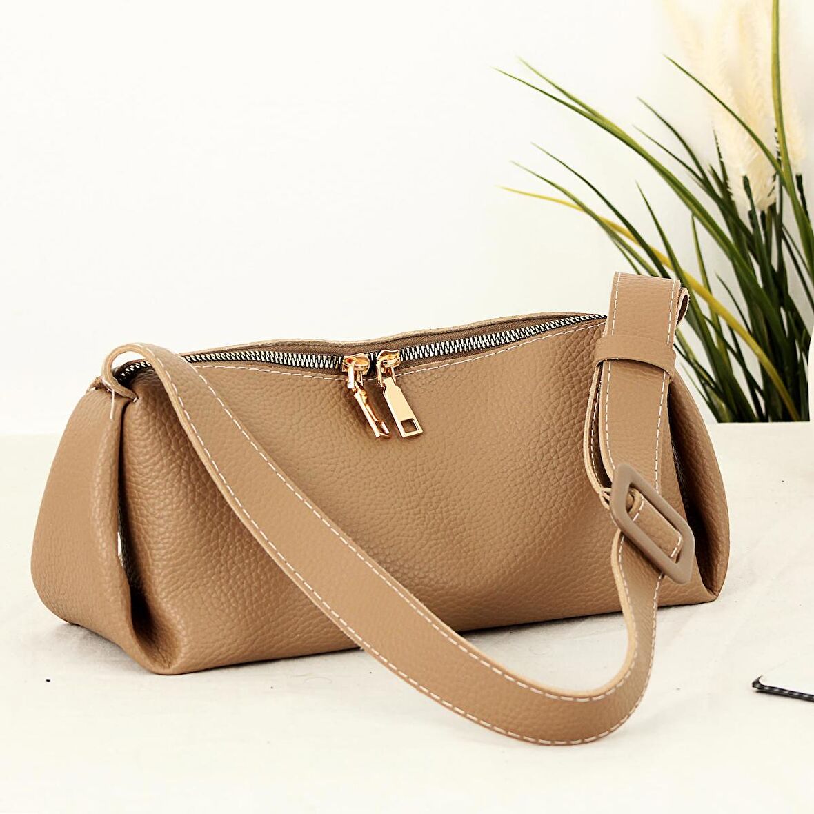 Karen Silindir Baget Kadın Omuz Çantası BP-4709O