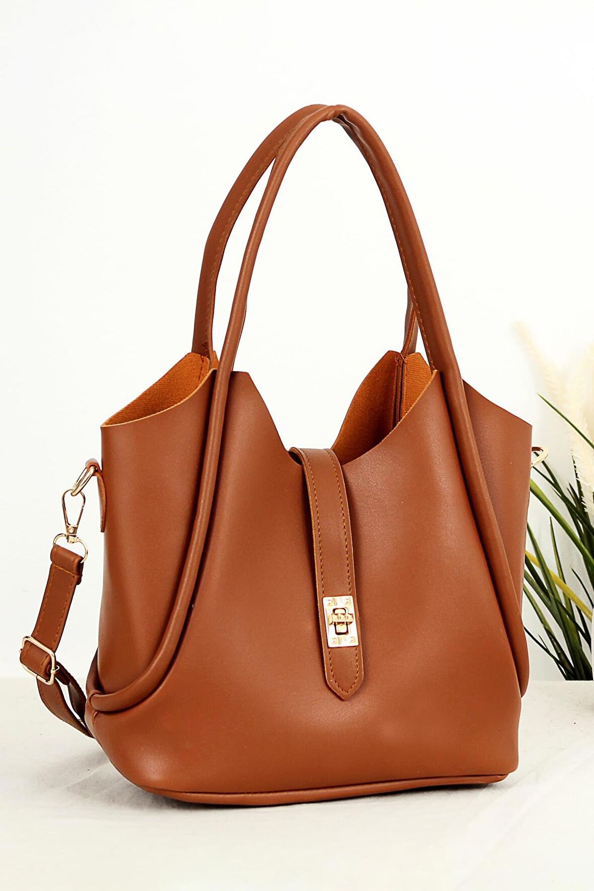 Magne Yavrulu Kadın Omuz Çantası BP-4765O