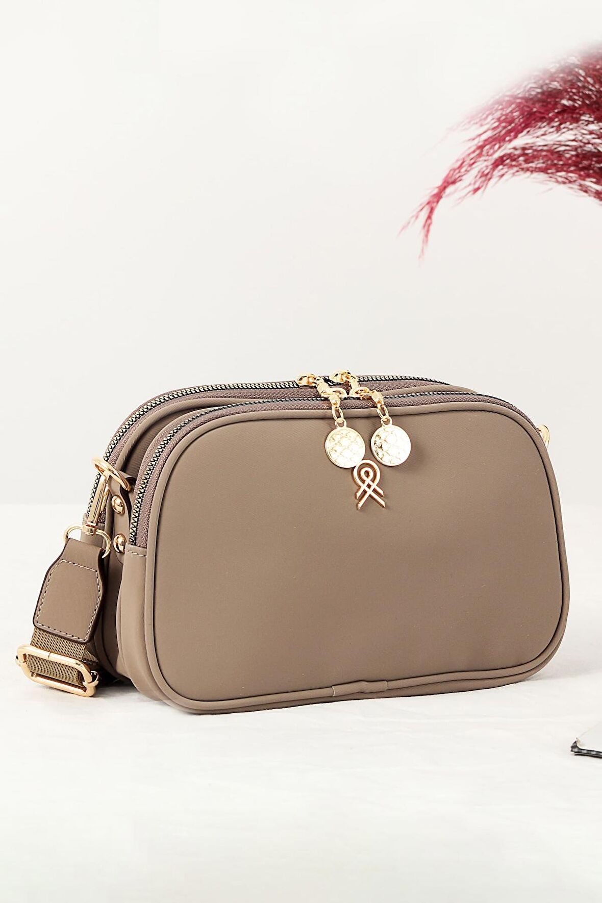 Greg Saten 3 Ayrı Bölmeli Kadın Çapraz Çanta BP-4794O