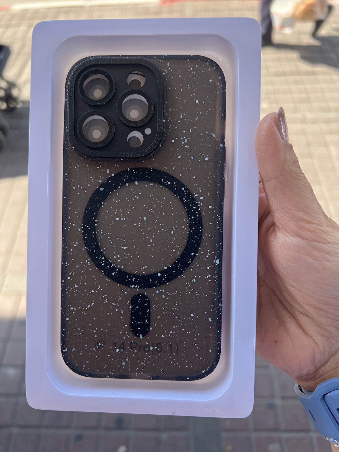 IP14PRO BENEKLİ MAT SİLİKON