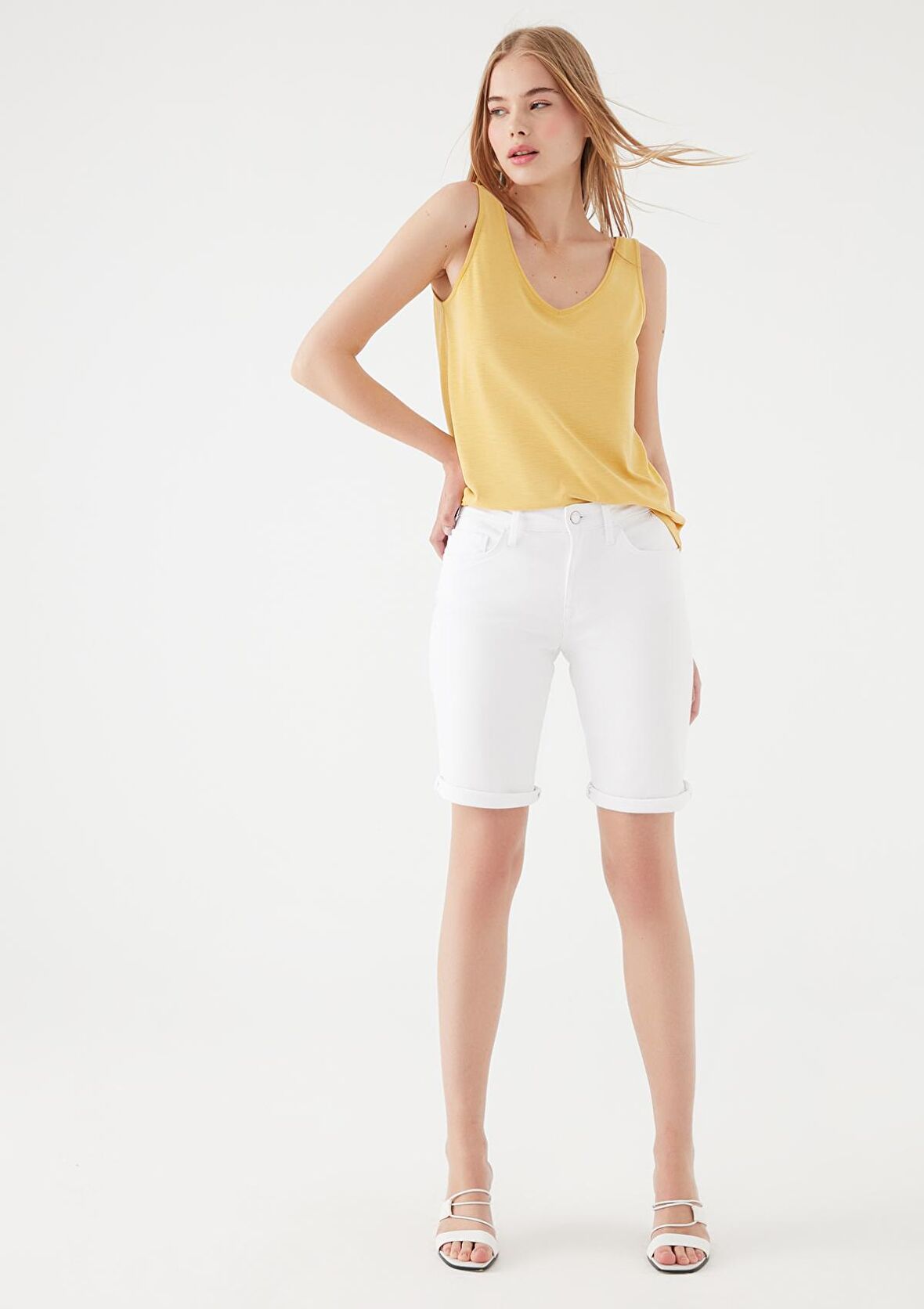 Mavi Alexis Gold Beyaz Jean Şort 1441530484