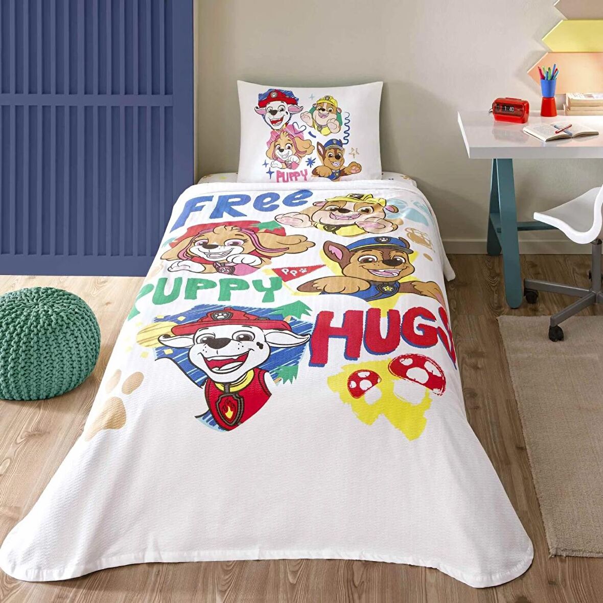 Taç Lisanslı Paw Free Hugs Tek Kişilik Pamuk Pike Takımı