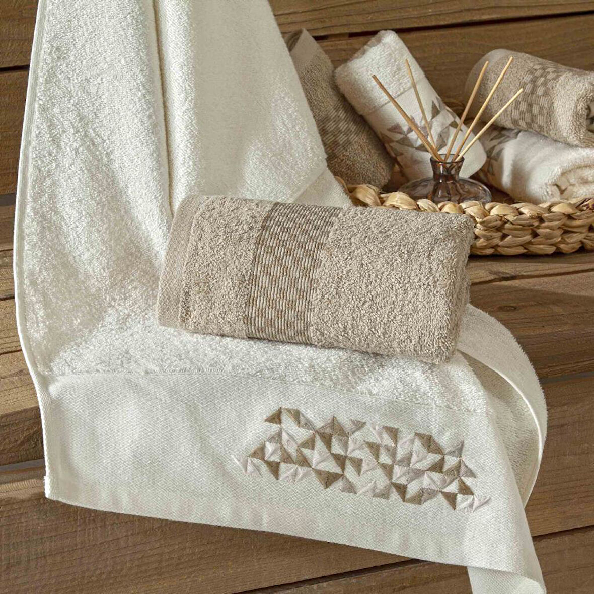 Taç Lume 6'lı Pamuk Havlu Seti Krem Camel