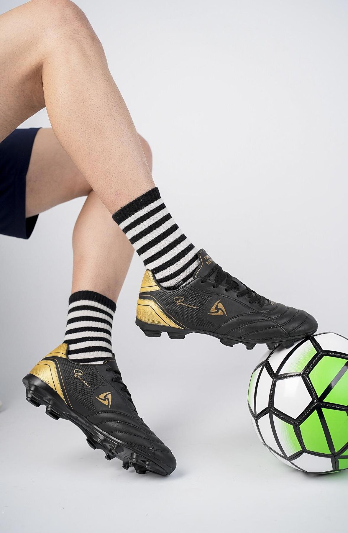 Muggo Pascal Unisex Garantili Krampon Halı Saha Futbol Spor Ayakkabı