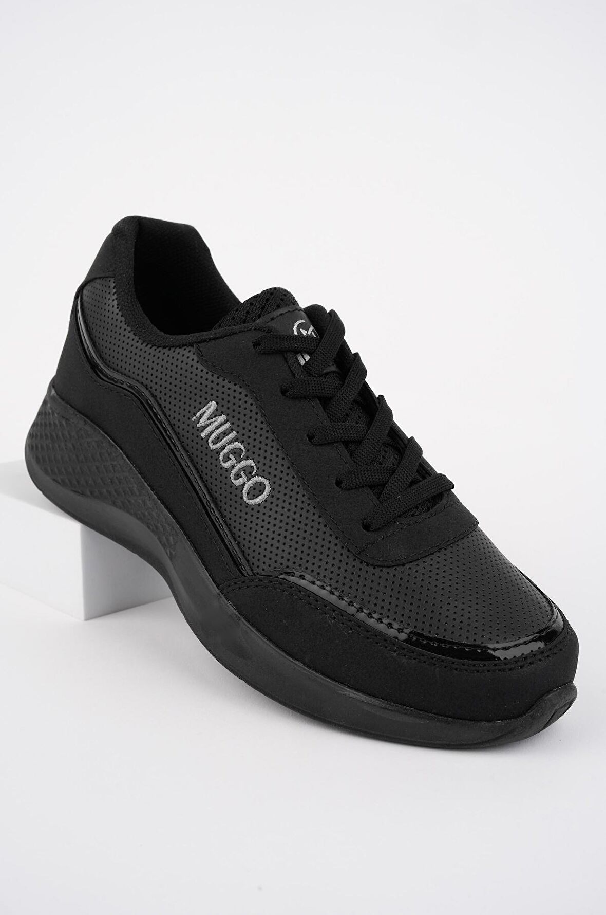 Muggo COCO Garantili Kadın Ortopedik Günlük Bağcıklı Şık Rahat Sneaker Spor Ayakkabı