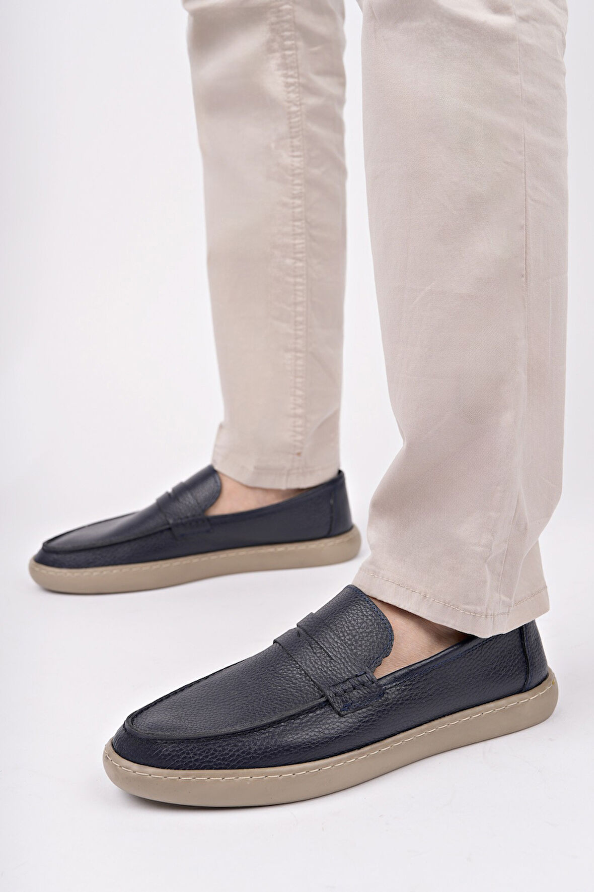 Muggo HARNAZ Bağcıksız Hakiki Deri Erkek Günlük Casual Ayakkabı