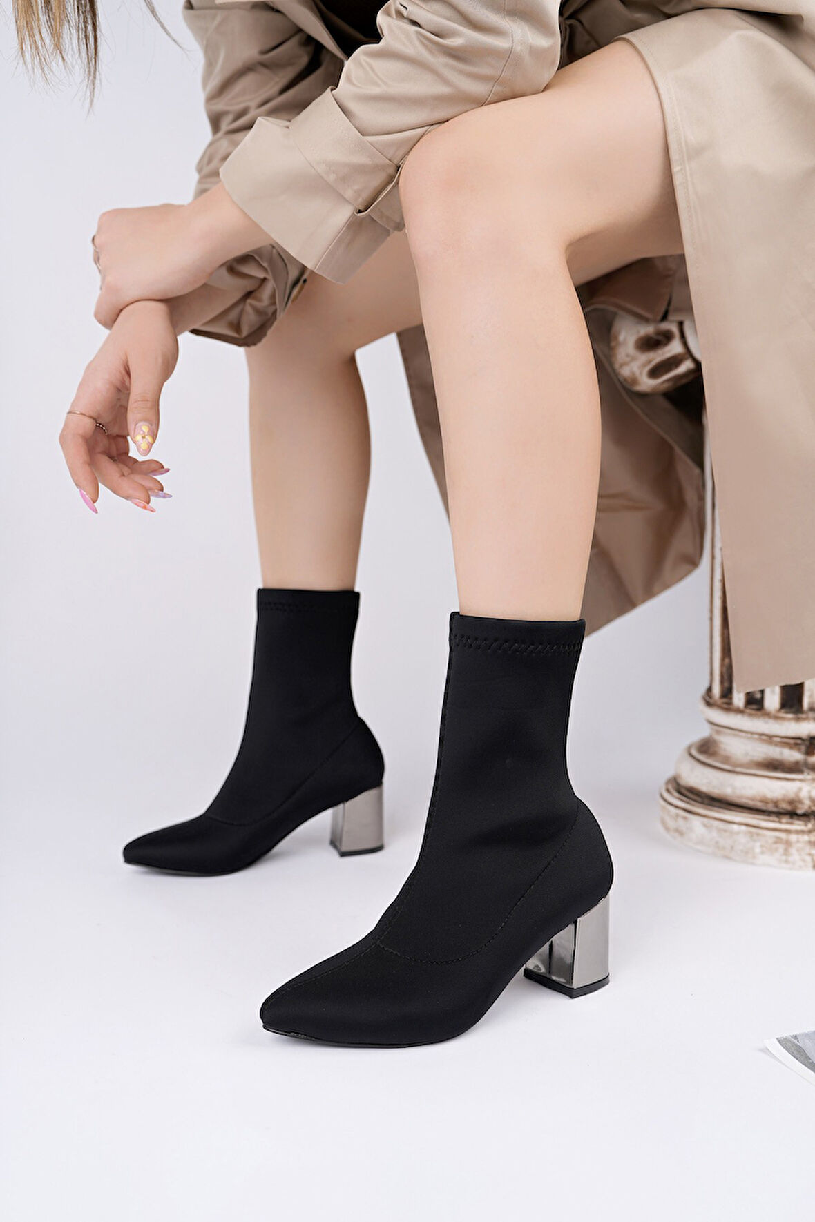 Muggo GRANDE Sivri Burun Kalın Topuklu Kadın Streç Bot