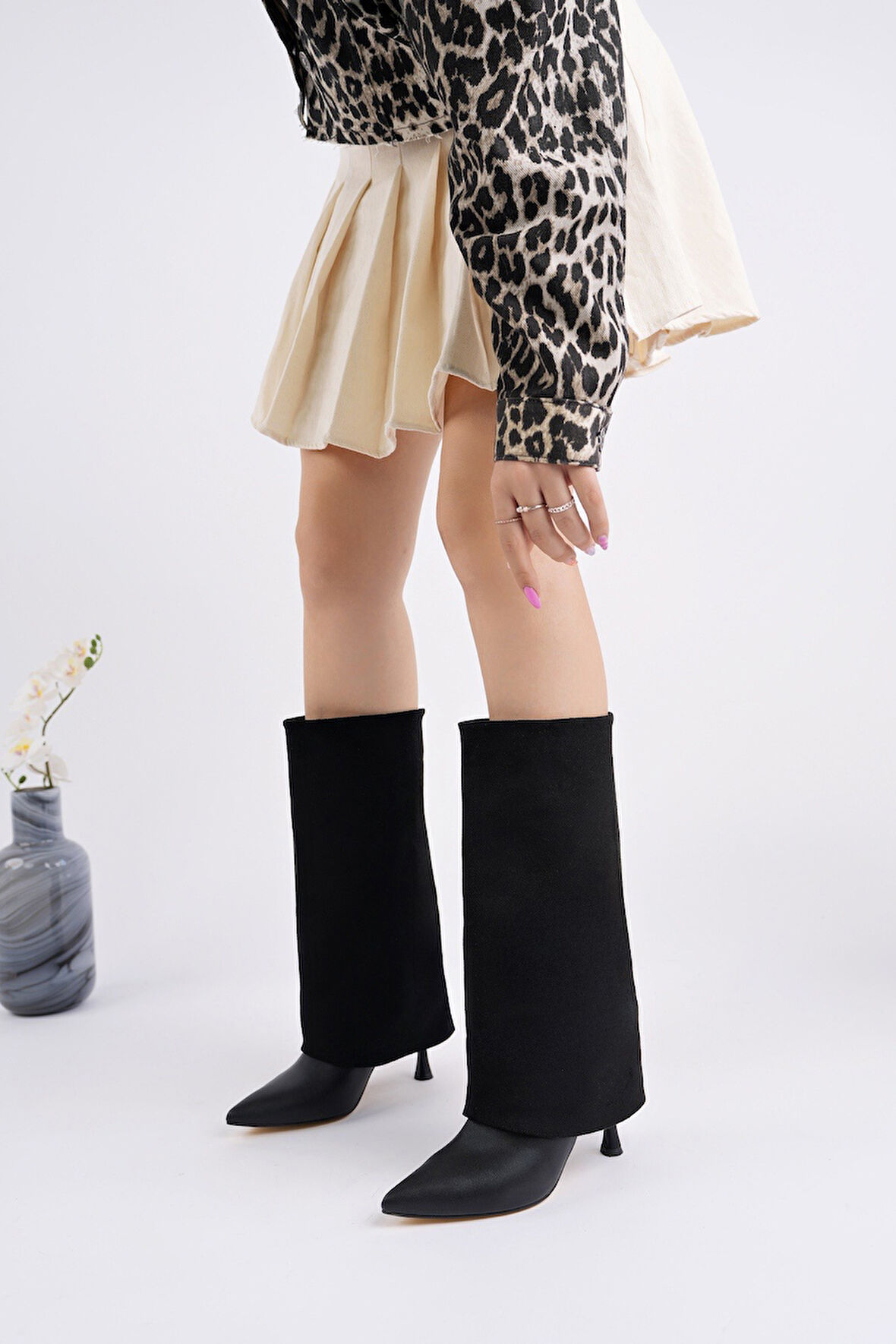 Muggo CATİE Süet Sivri Burun İnce Topuklu Kadın Çizme