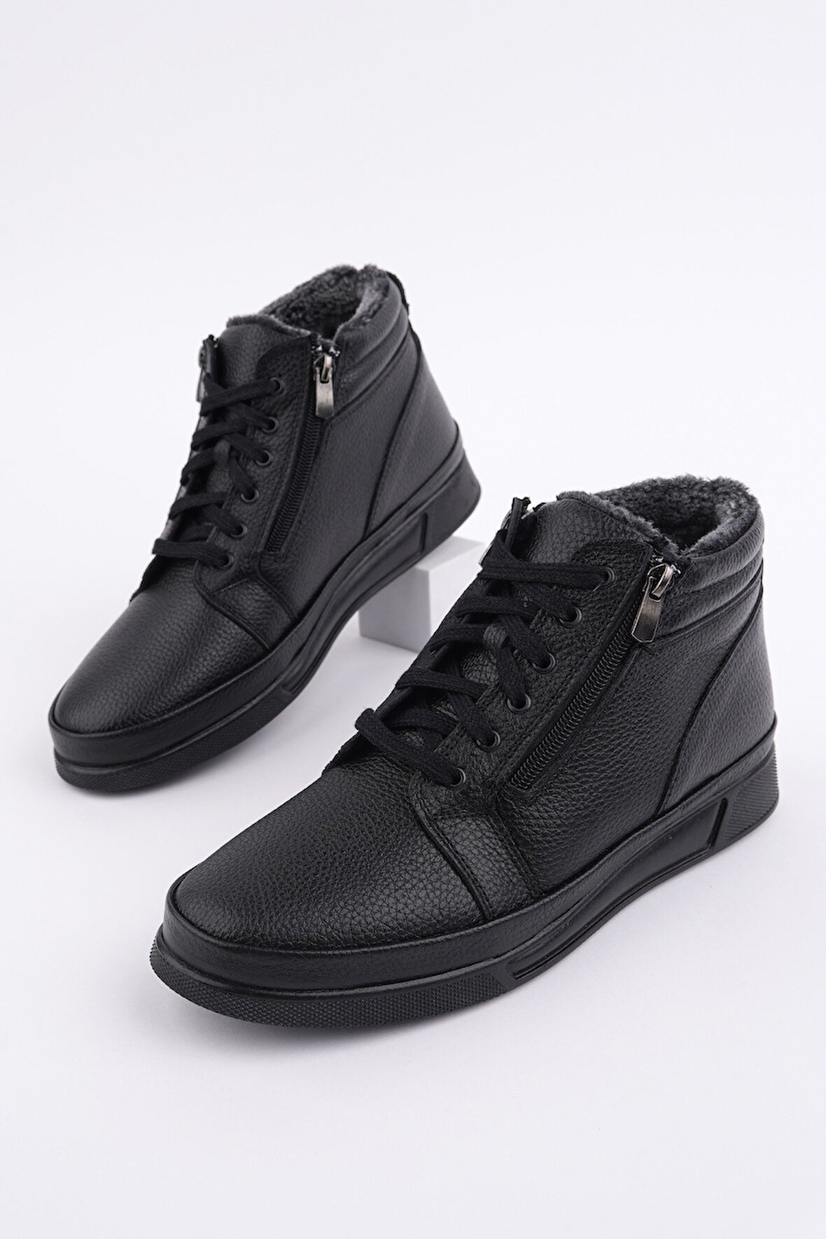 Muggo TİTAN Hakiki Deri İçi Kürklü Fermuarlı ve Bağcıklı Erkek Kışlık Bot