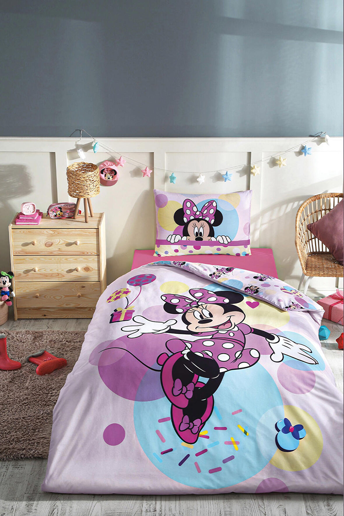 Özdilek Lisanslı Disney Minnie Mouse Happy Fitted Çarşaflı Tek Kişilik Nevresim Takımı - Pembe 