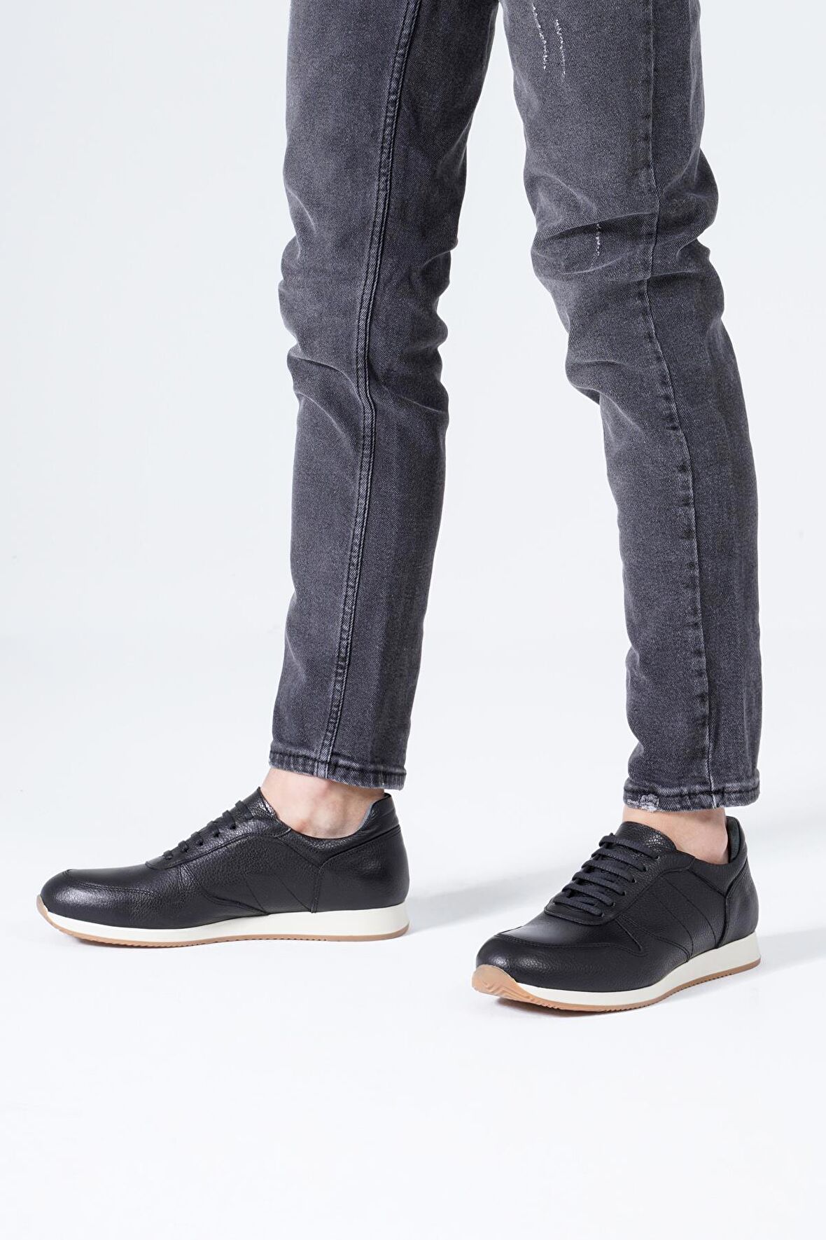 Hakiki Deri Erkek Spor Ayakkabı Bağcıklı Beyaz Taban Sneaker