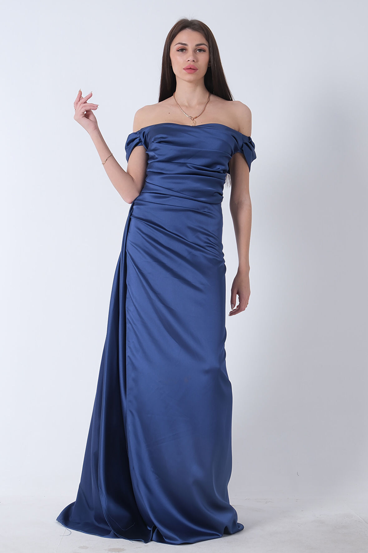 İndigo Drape Detaylı Saten Kumaş Abiye Elbise 9704858.98