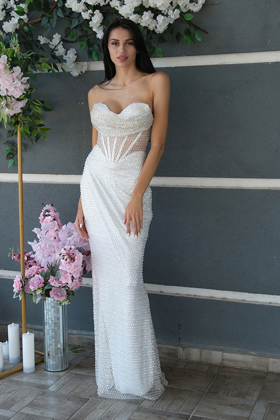 Beyaz Pul Taş İşlemeli Straplez Balık Abiye 9705304.15