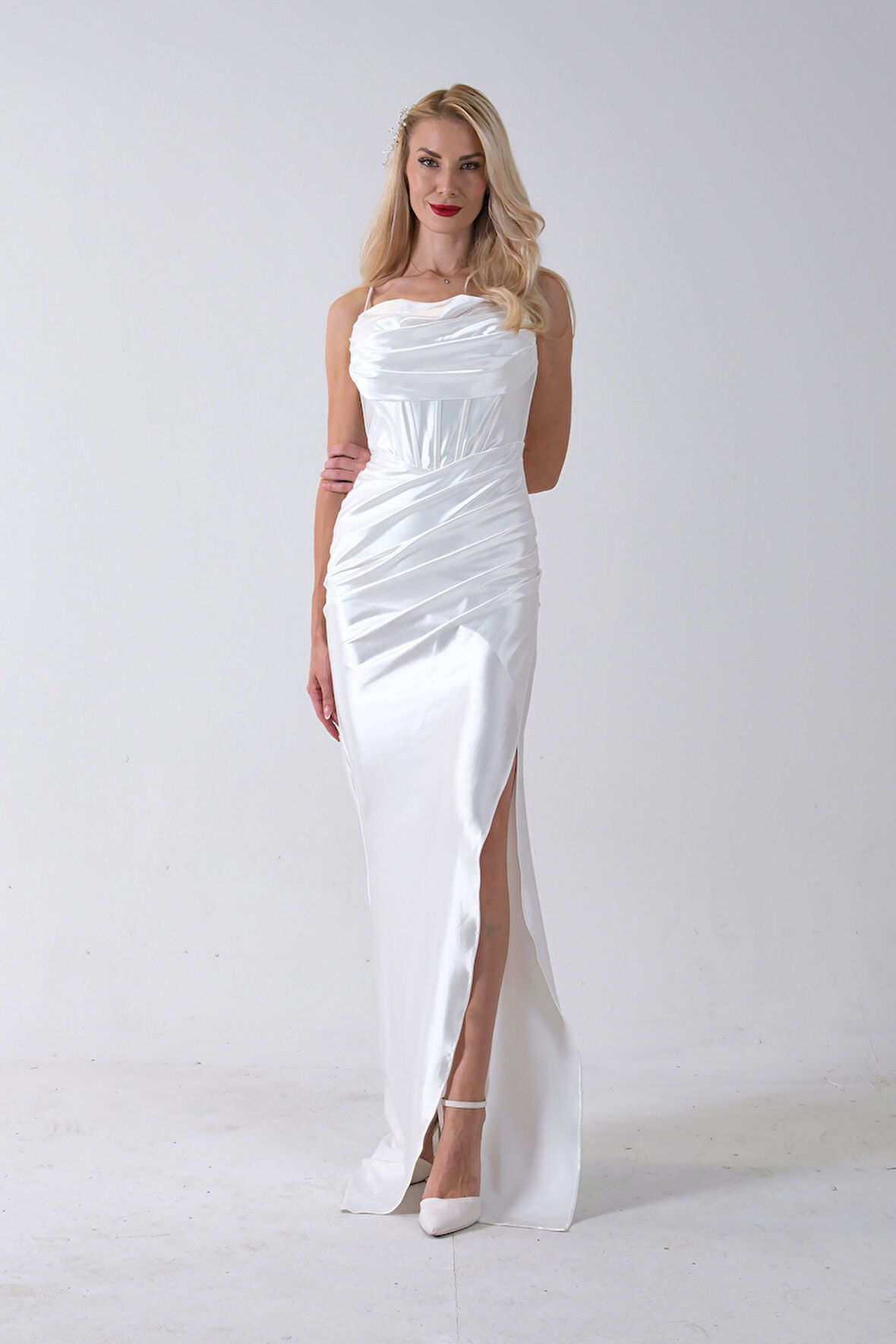 Ekru Sırtı Bağlamalı Yırtmaçlı Abiye 4522018.147