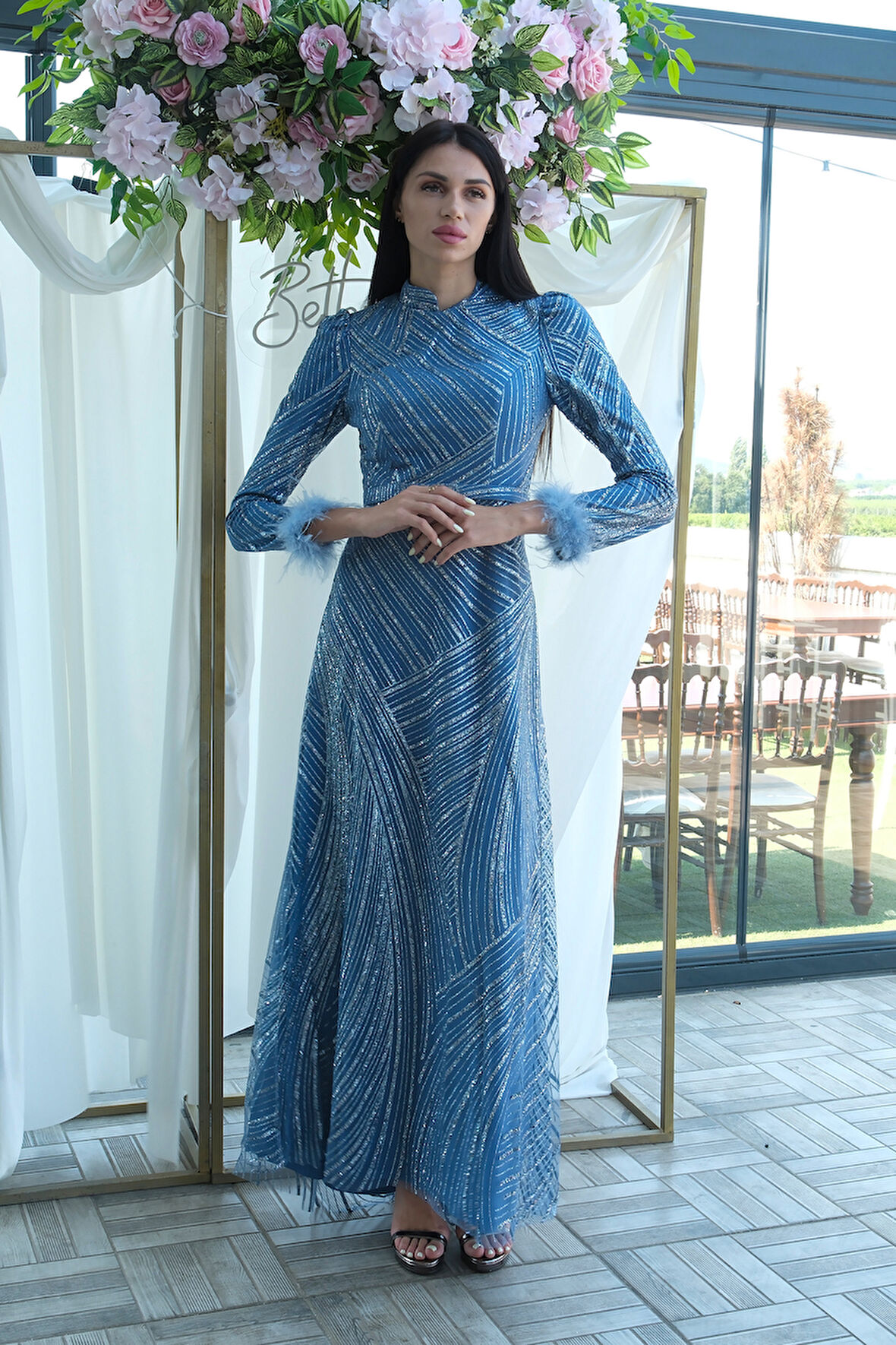 İndigo Kol Uçları Tüylü Abiye Elbise 6502437.98