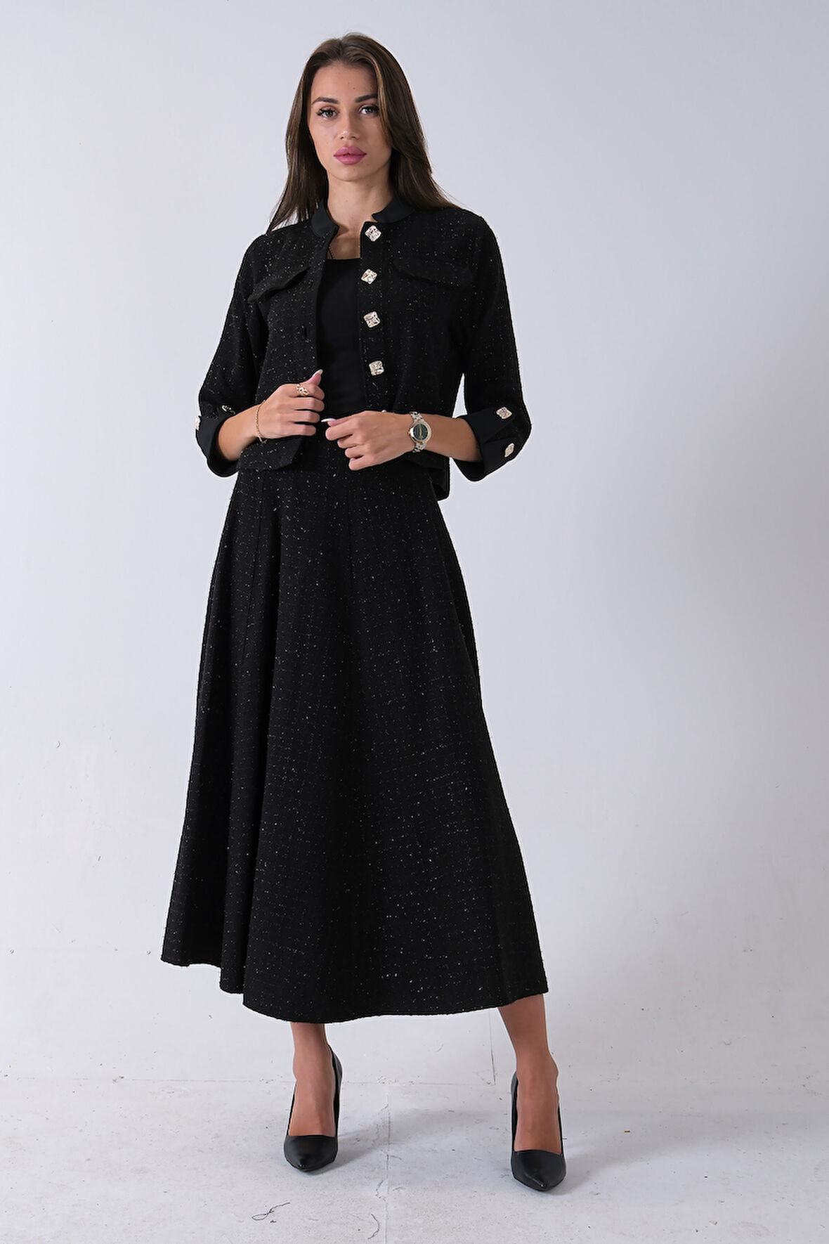 Siyah Önü Düğme Kapamalı Crop Ceket Etekli Tüvid Takım 45950601.01