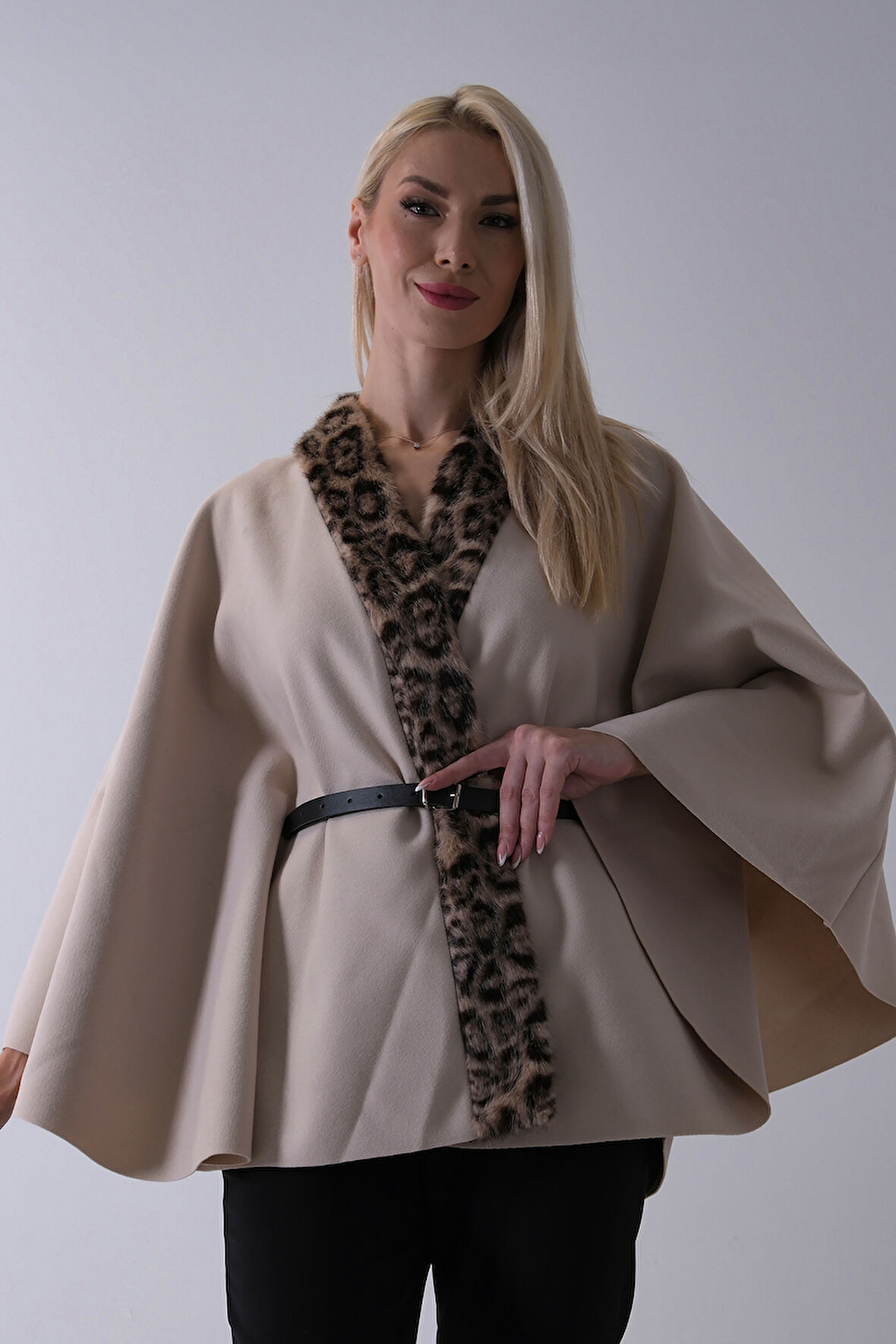 Taş Yanları Leopar Kürk Detaylı Kemerli Panço 47122726.50