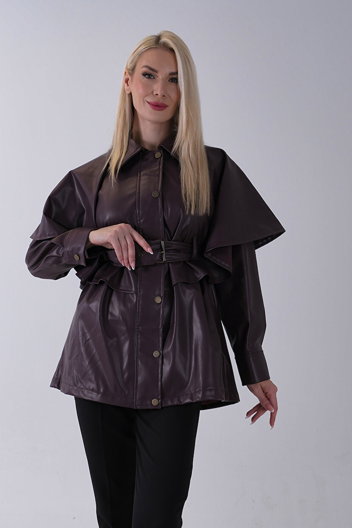 Bordo Yakalı Kendinden Pelerinli Kemerli Deri Ceket 5309366.04