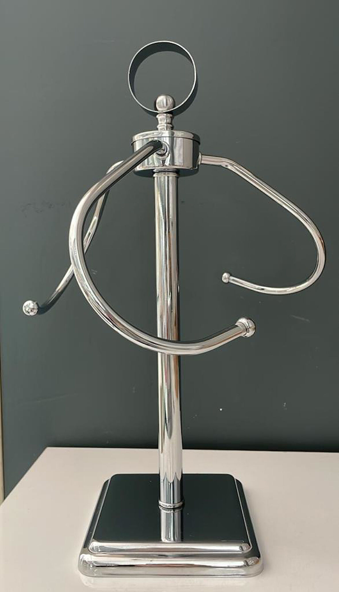 HERA KRİSTAL HALKALI HAVLULUK GÜMÜŞ 44 CM