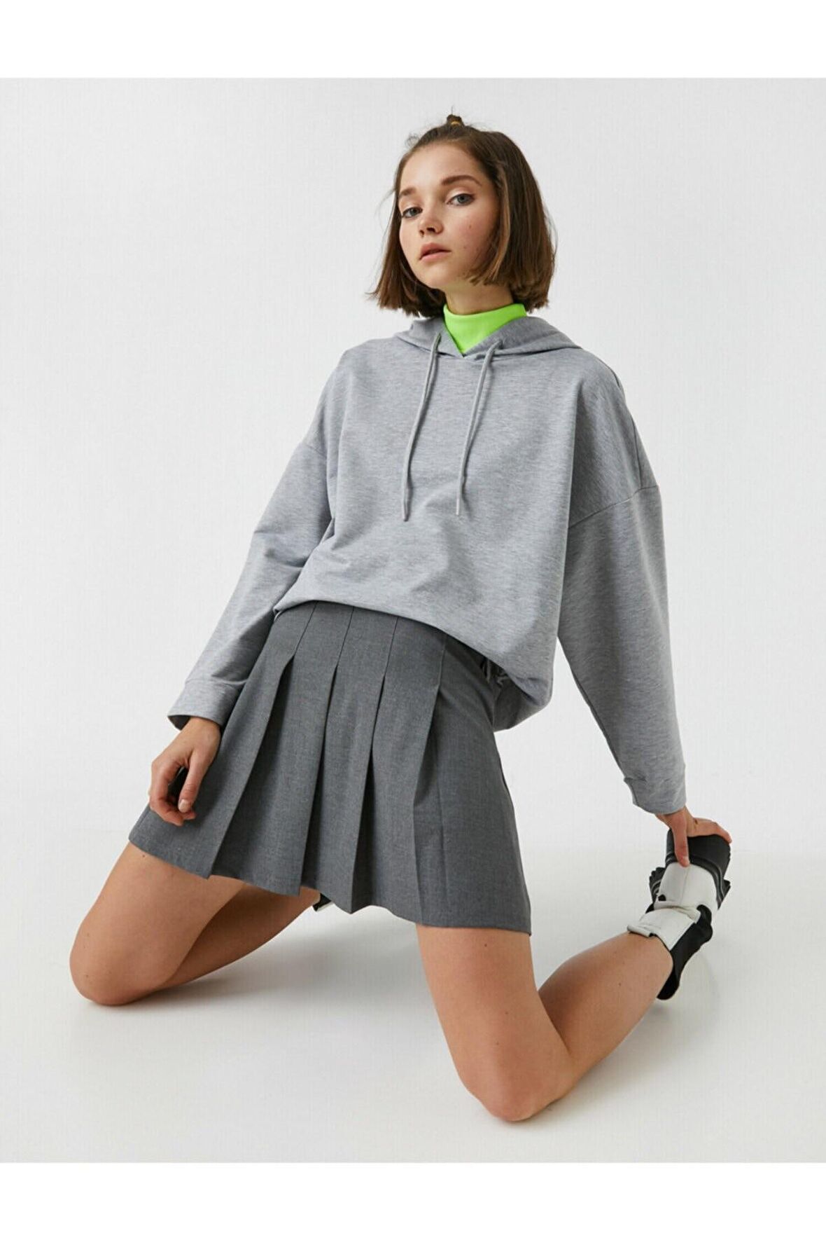 Kapüsonlu Oversize Sweatshirt