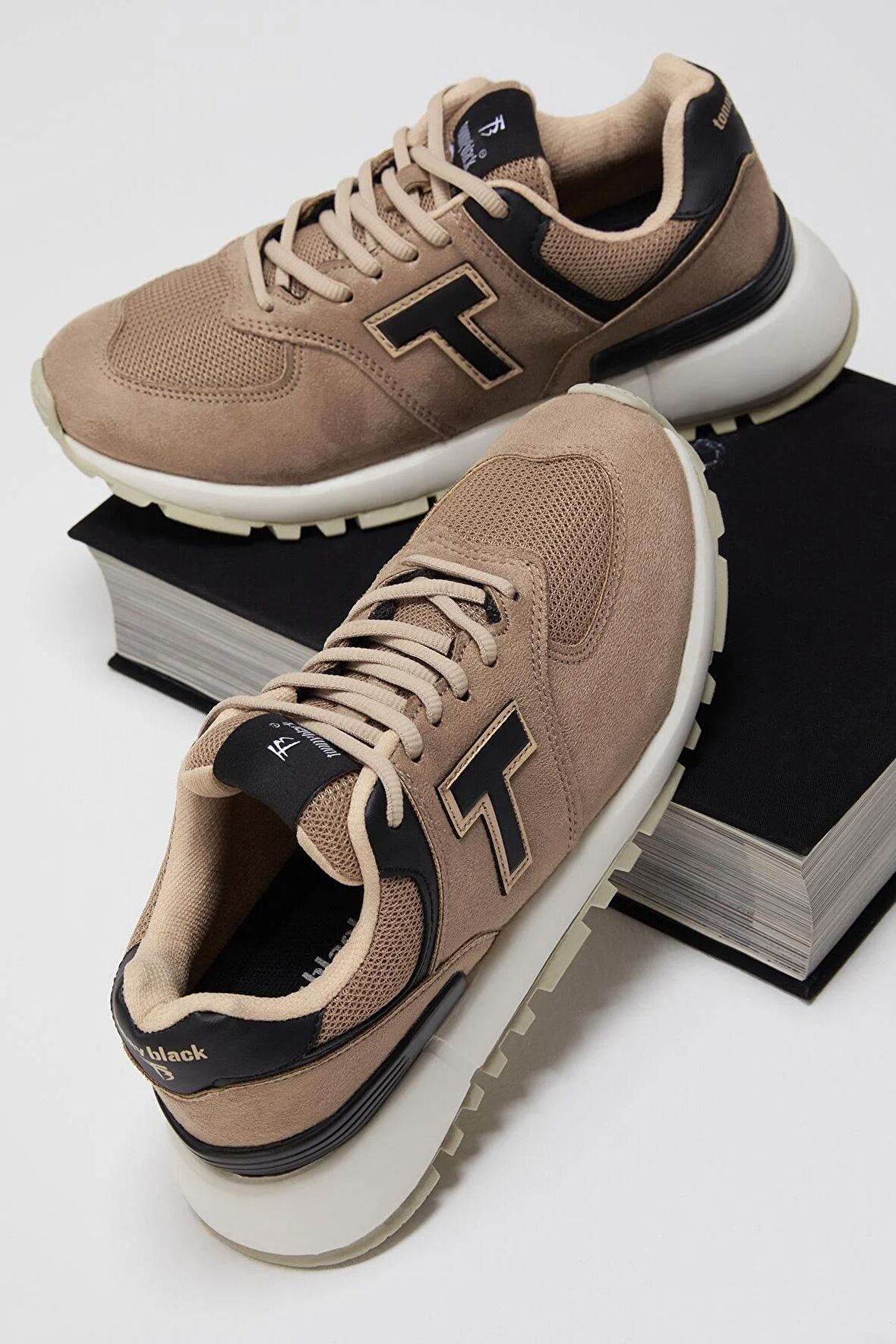 Tonny Black Unisex Bej Kaymaz Eva Taban Bağcıklı Sneaker
