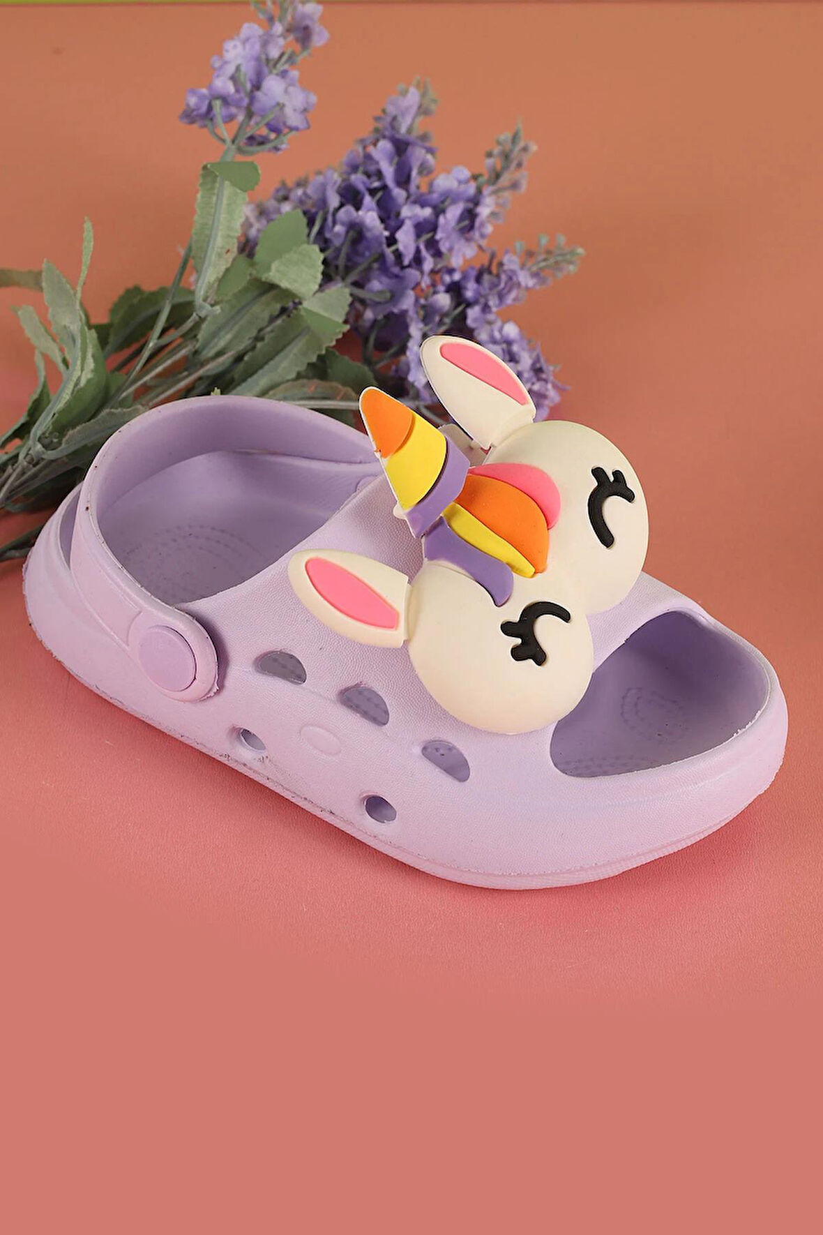 Göz Figürlü Delikli Çocuk Terlik