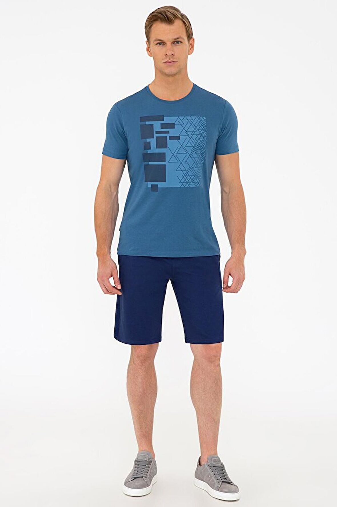  Standart Fit Örme Şort