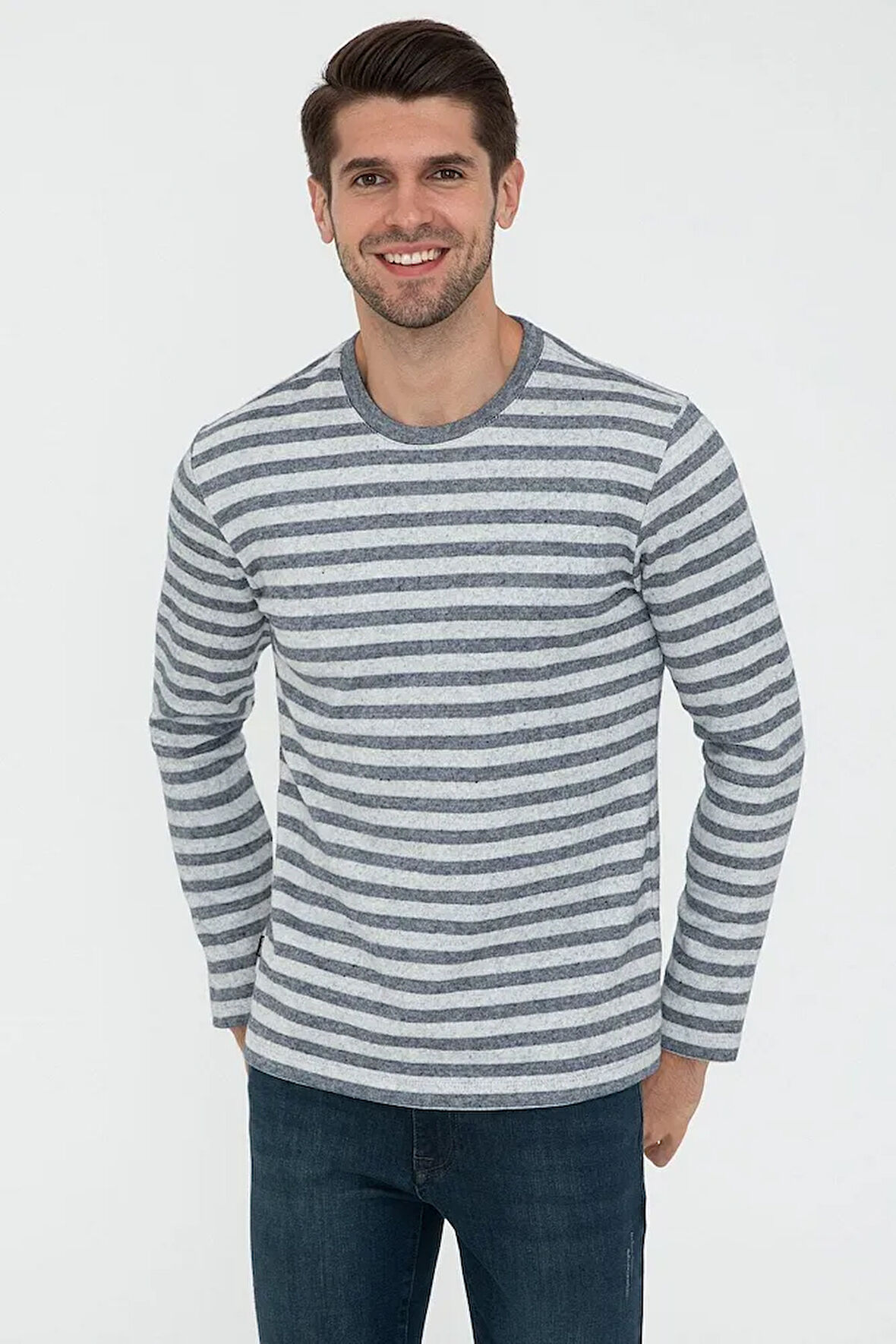 Lacıvert Erkek Sweatshirt G021SZ082.000.1291738