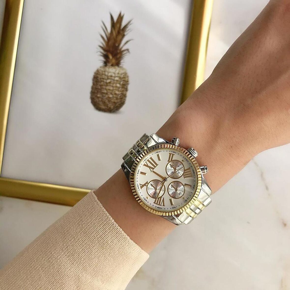 Roma Rakam Kasa Detaylı Altın Gümüş Kadın Kol Saati