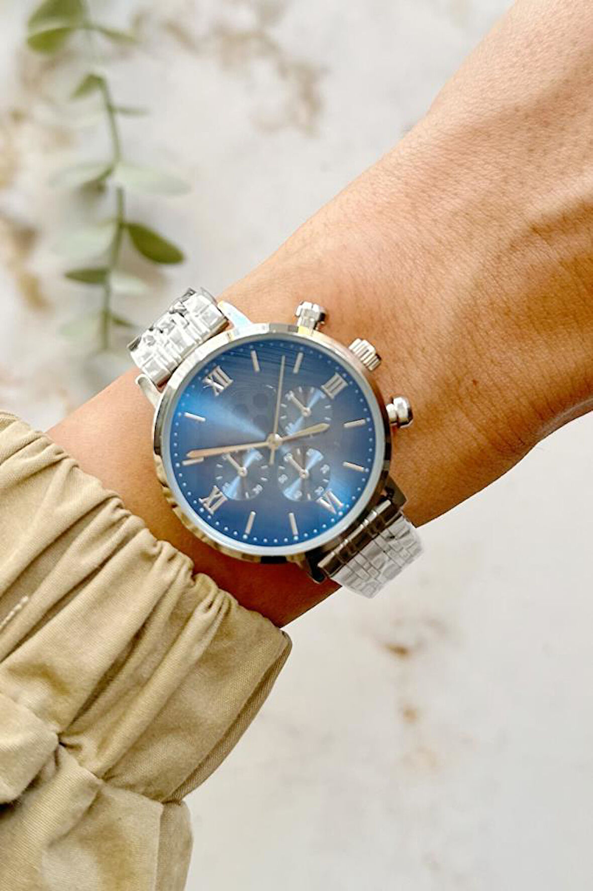 Massa Gri Kordon Lacivert Kadran Kadın Kol Saati