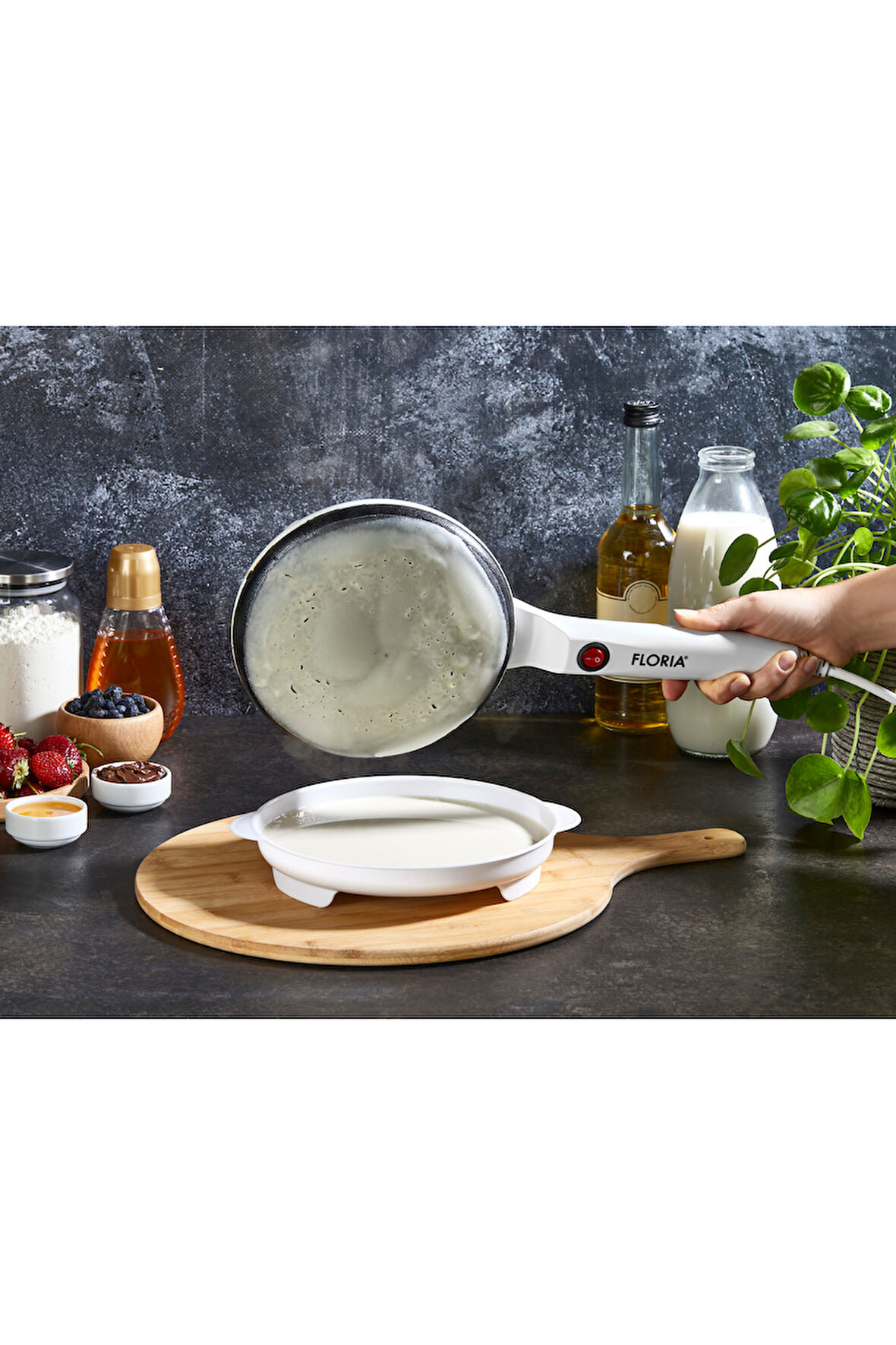 ZLN7911 Elektrikli Krep Makinesi | 700W | Yapışmaz Yüzey | BPA Free | Beyaz