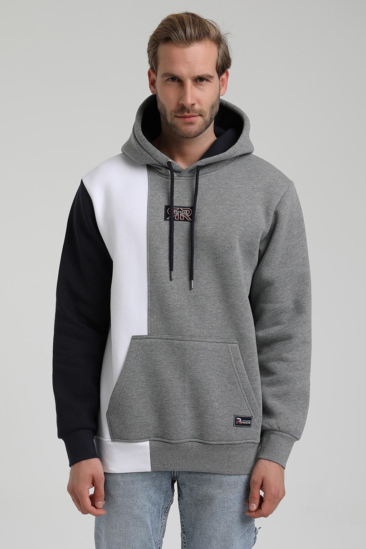 Kapüşonlu Gri Slim Fit Sweatshirt 22FWM64033