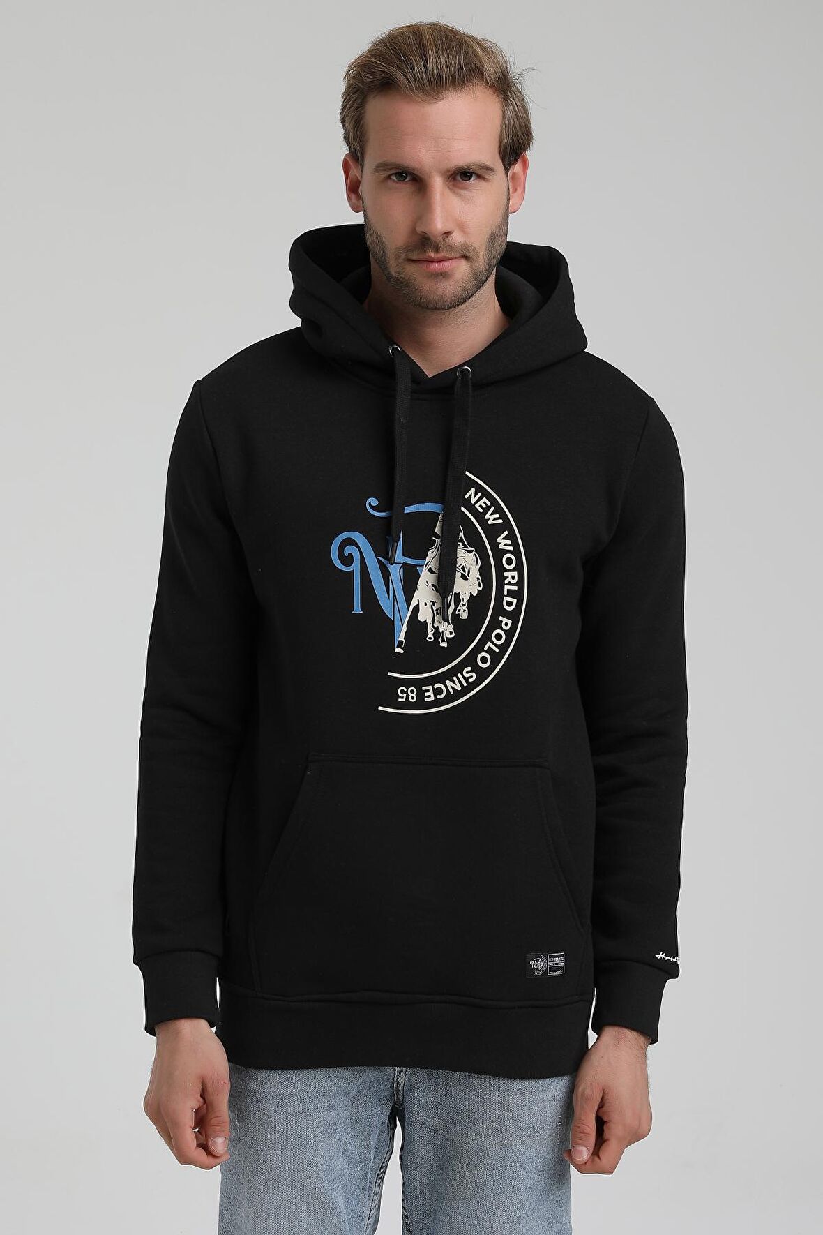 Kapüşonlu Siyah Slim Fit Sweatshirt 22FWM64030