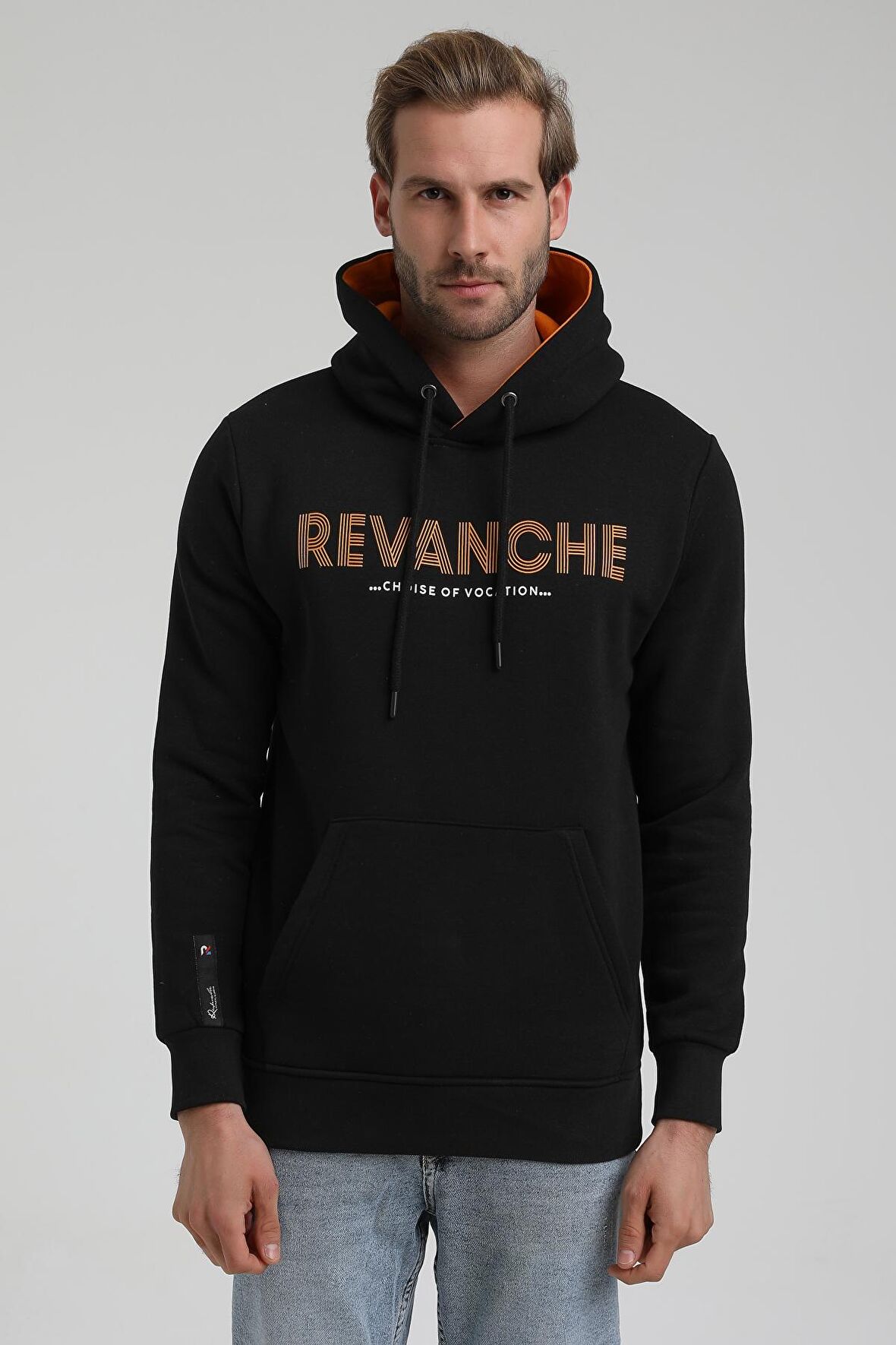 Kapüşonlu Siyah Slim Fit Sweatshirt 22FWM64031