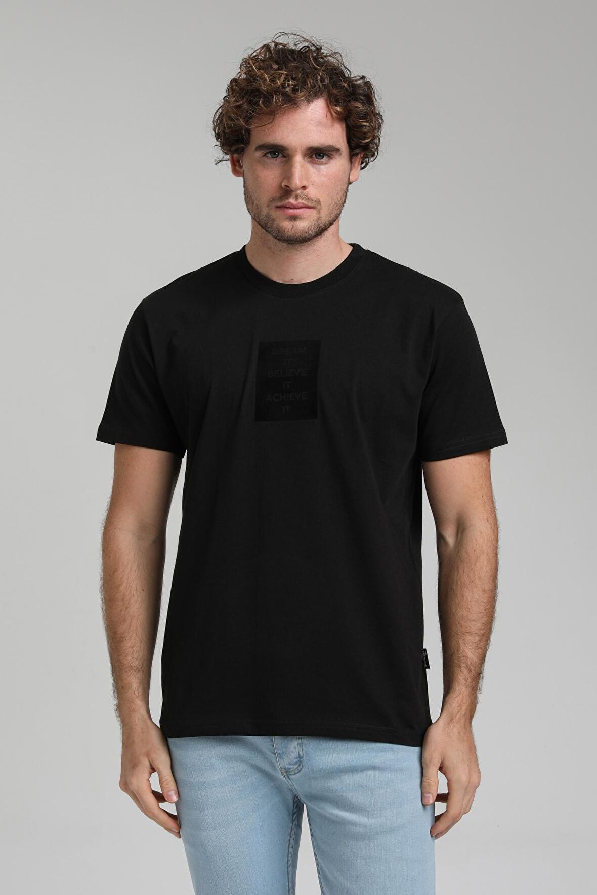 Bisiklet Yaka Siyah Slim Fit Tişört 23SSM20288