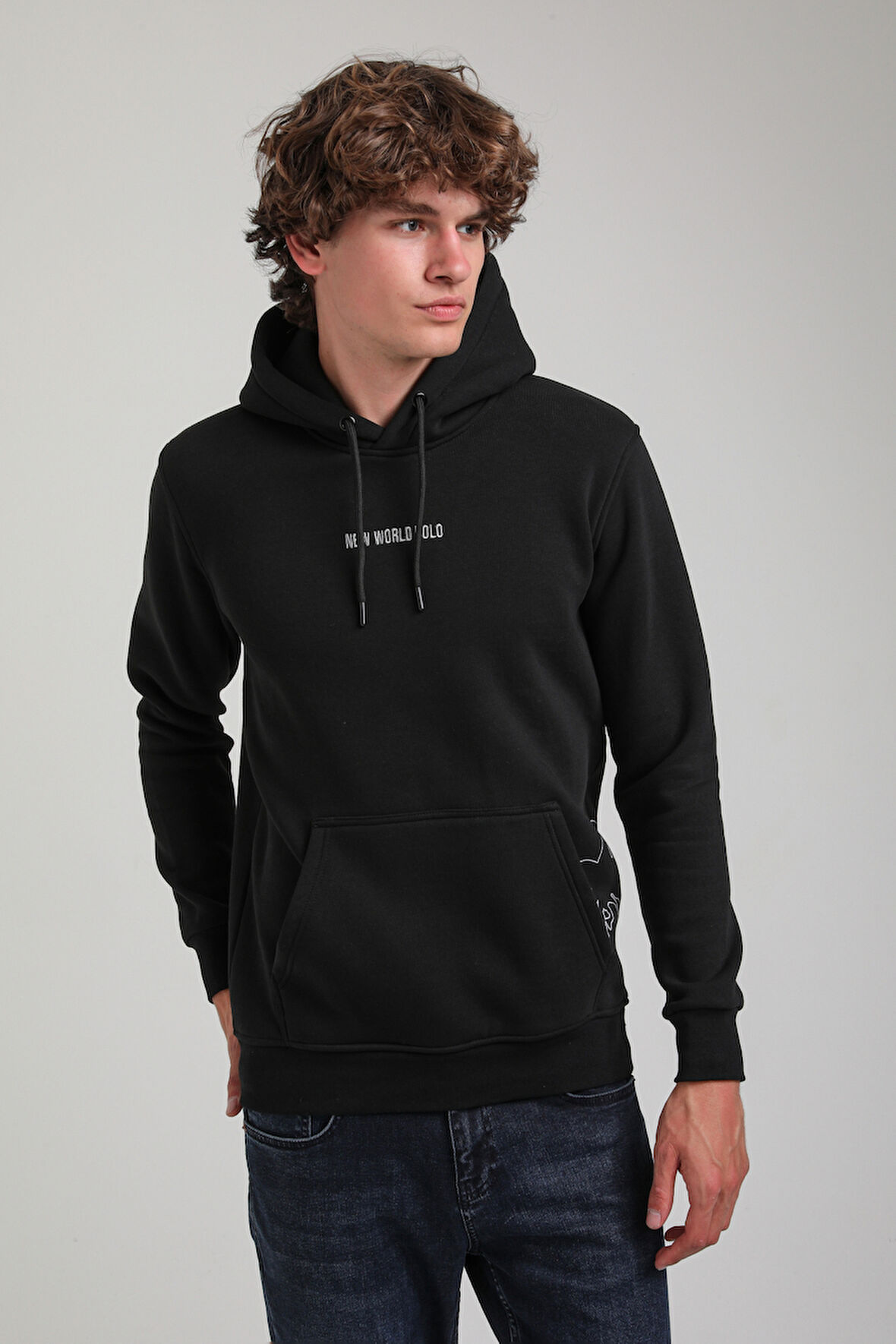 Kapüşonlu Siyah Slim Fit Hoodie 23FWM64044