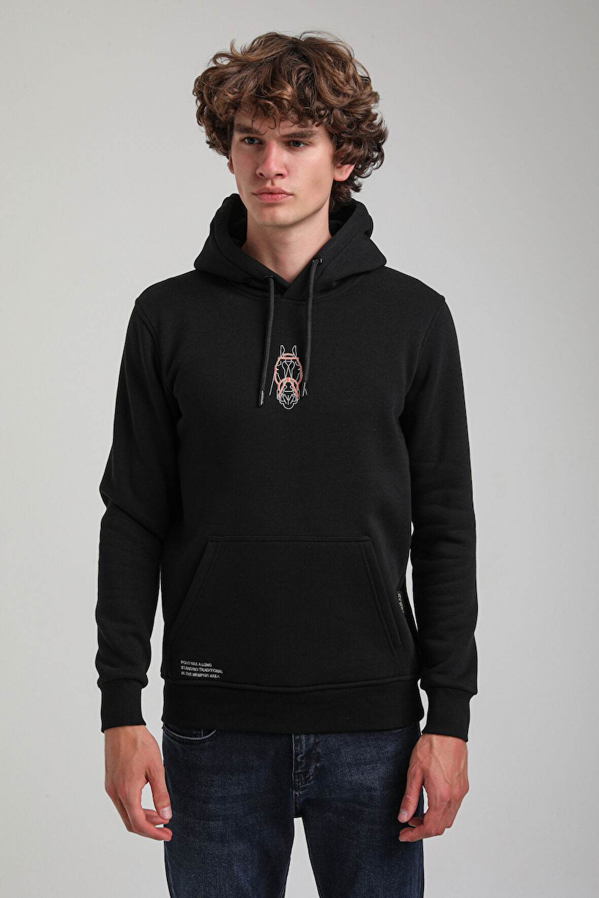 Kapüşonlu Siyah Slim Fit Hoodie 23FWM64046