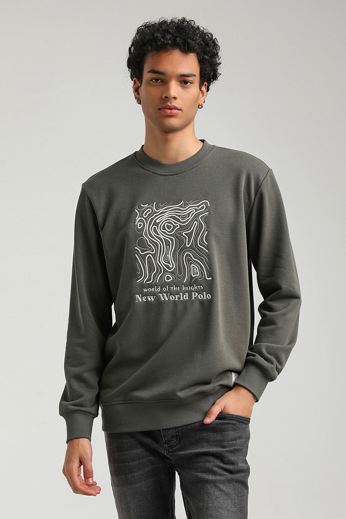 Bisiklet Yaka Haki Slim Fit Sweatshirt 23FWM60153