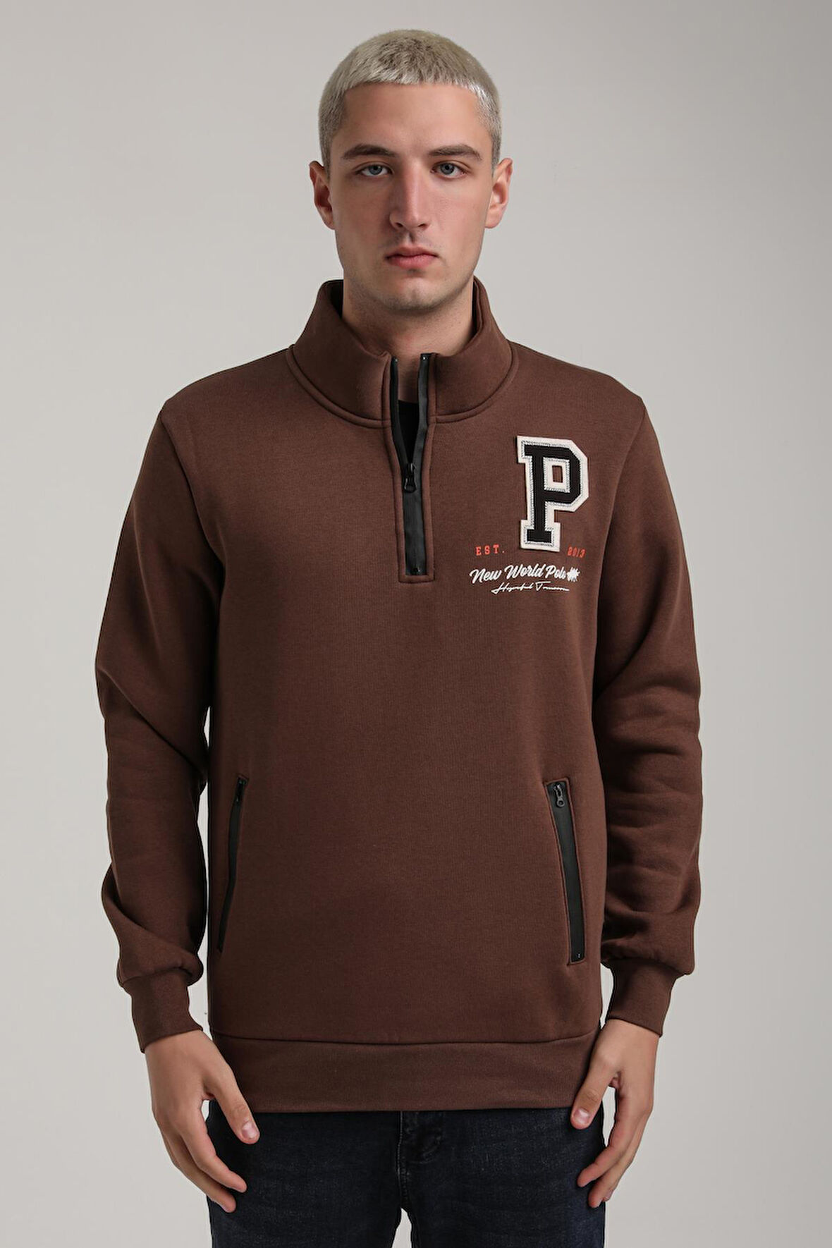 Dik Yaka Kahverengi Slim Fit Full-Zip Sweatshirt 24FWM64075